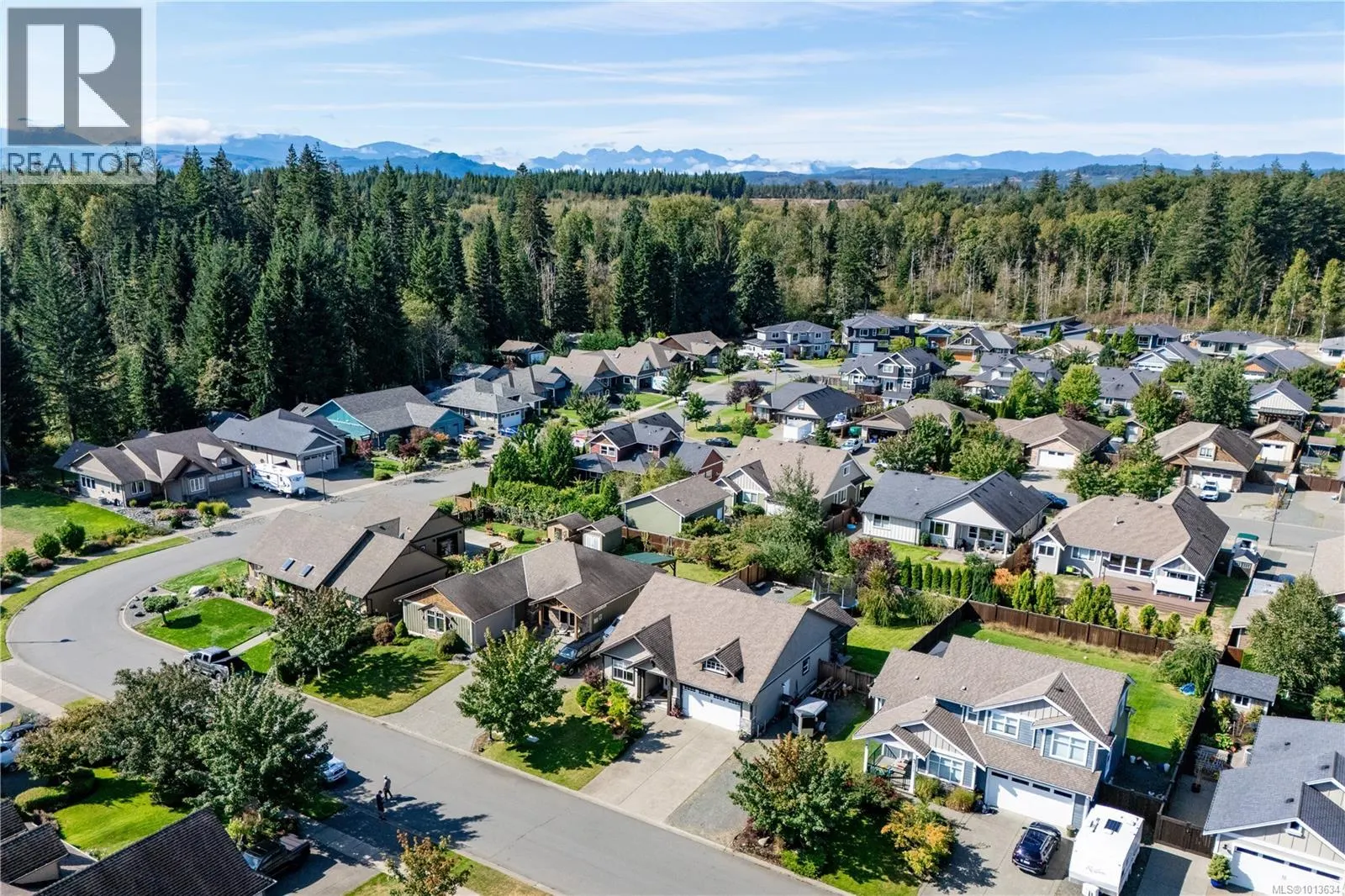 381 Legacy Dr