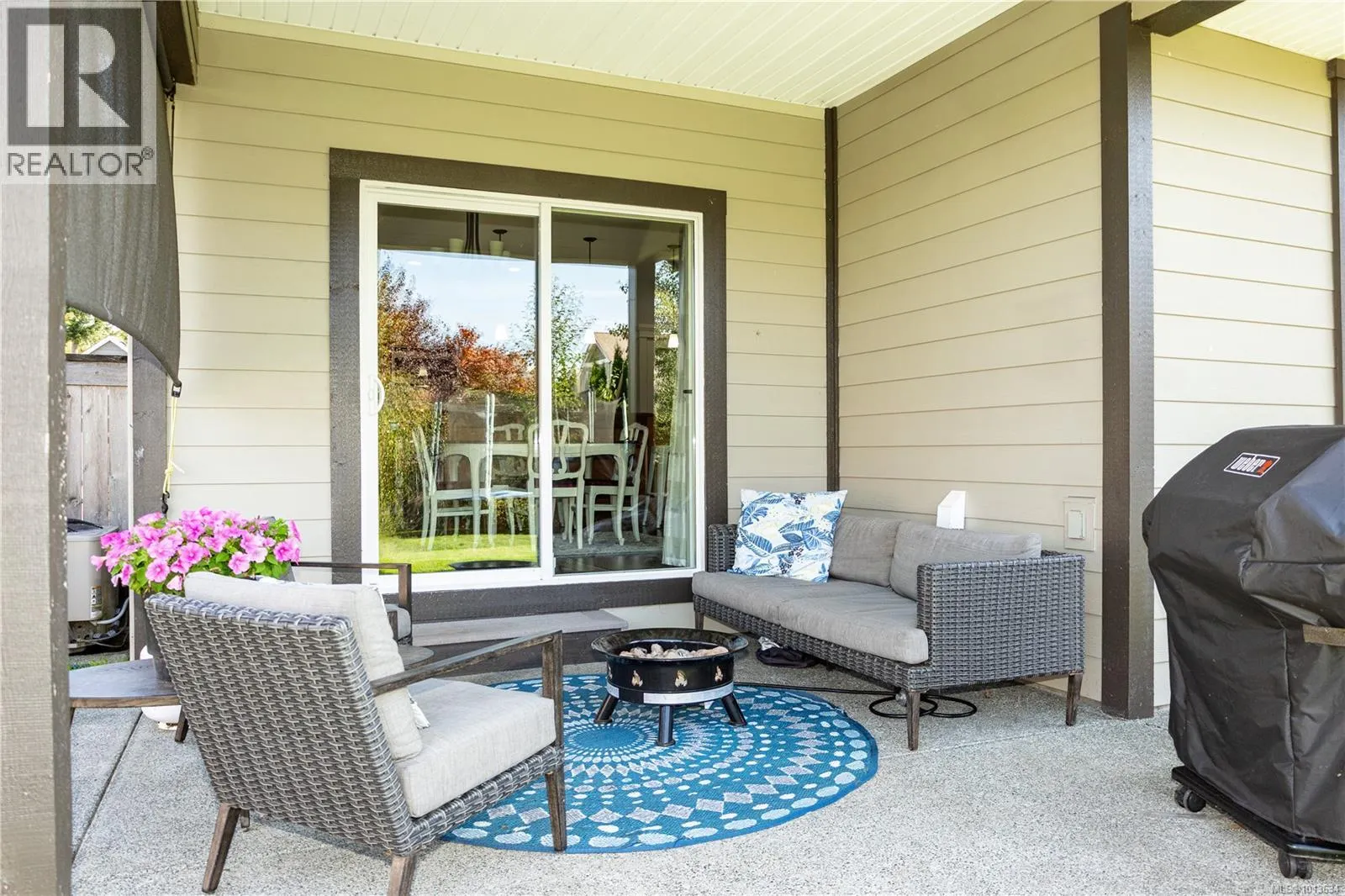 381 Legacy Dr