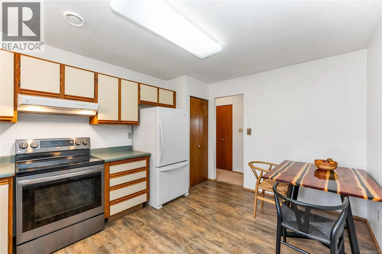 7678 Grieve Cres