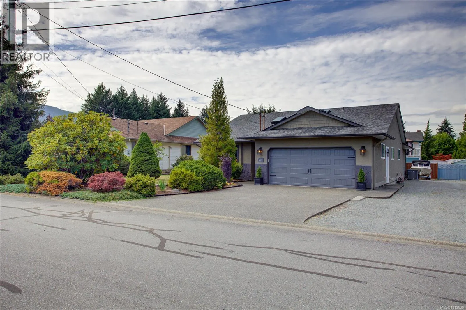 406 Scholey Cres