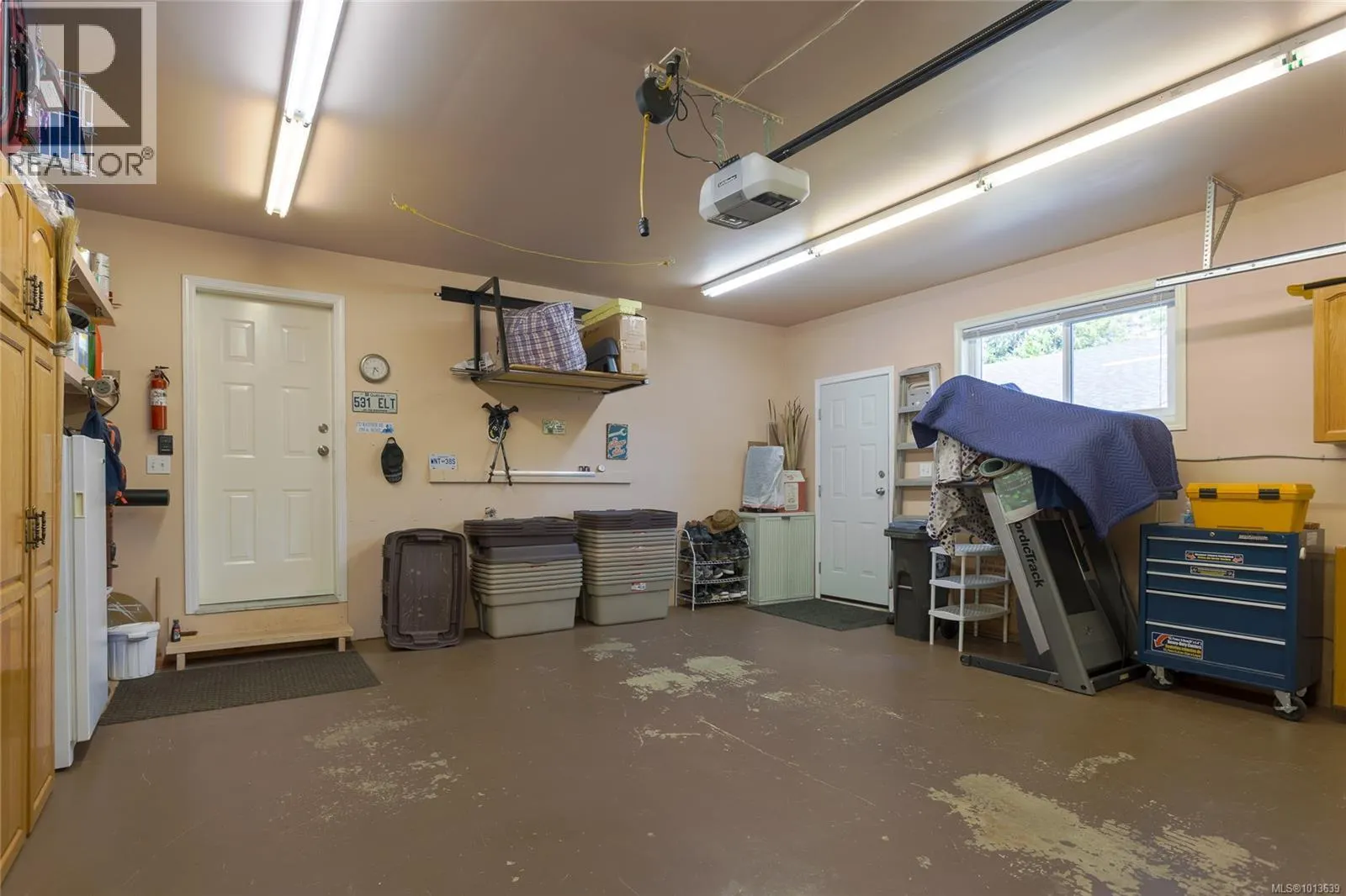 406 Scholey Cres