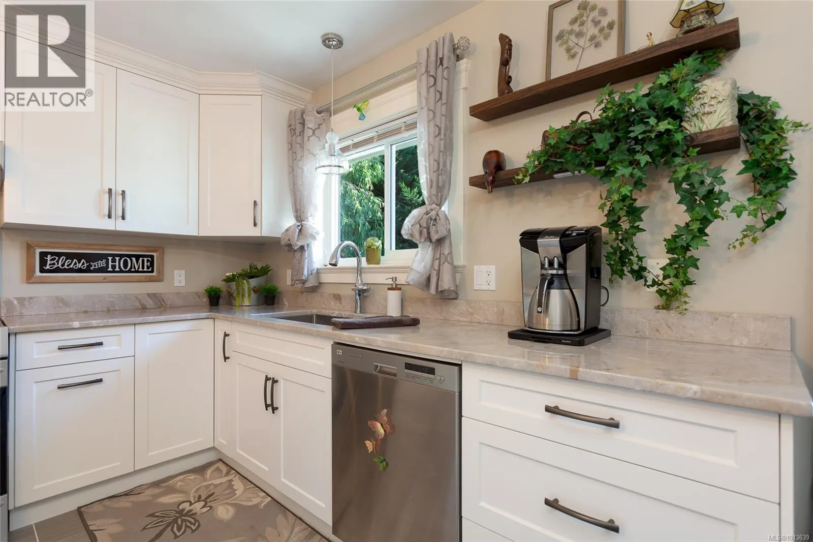 406 Scholey Cres