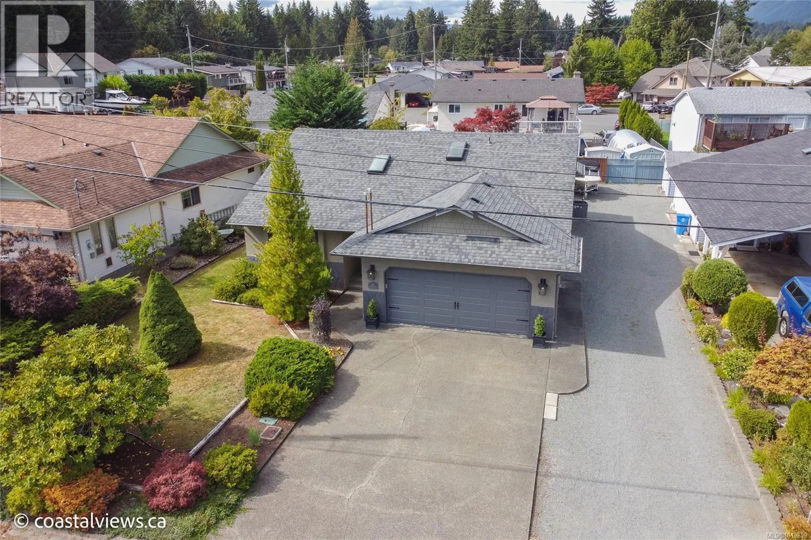 406 Scholey Cres