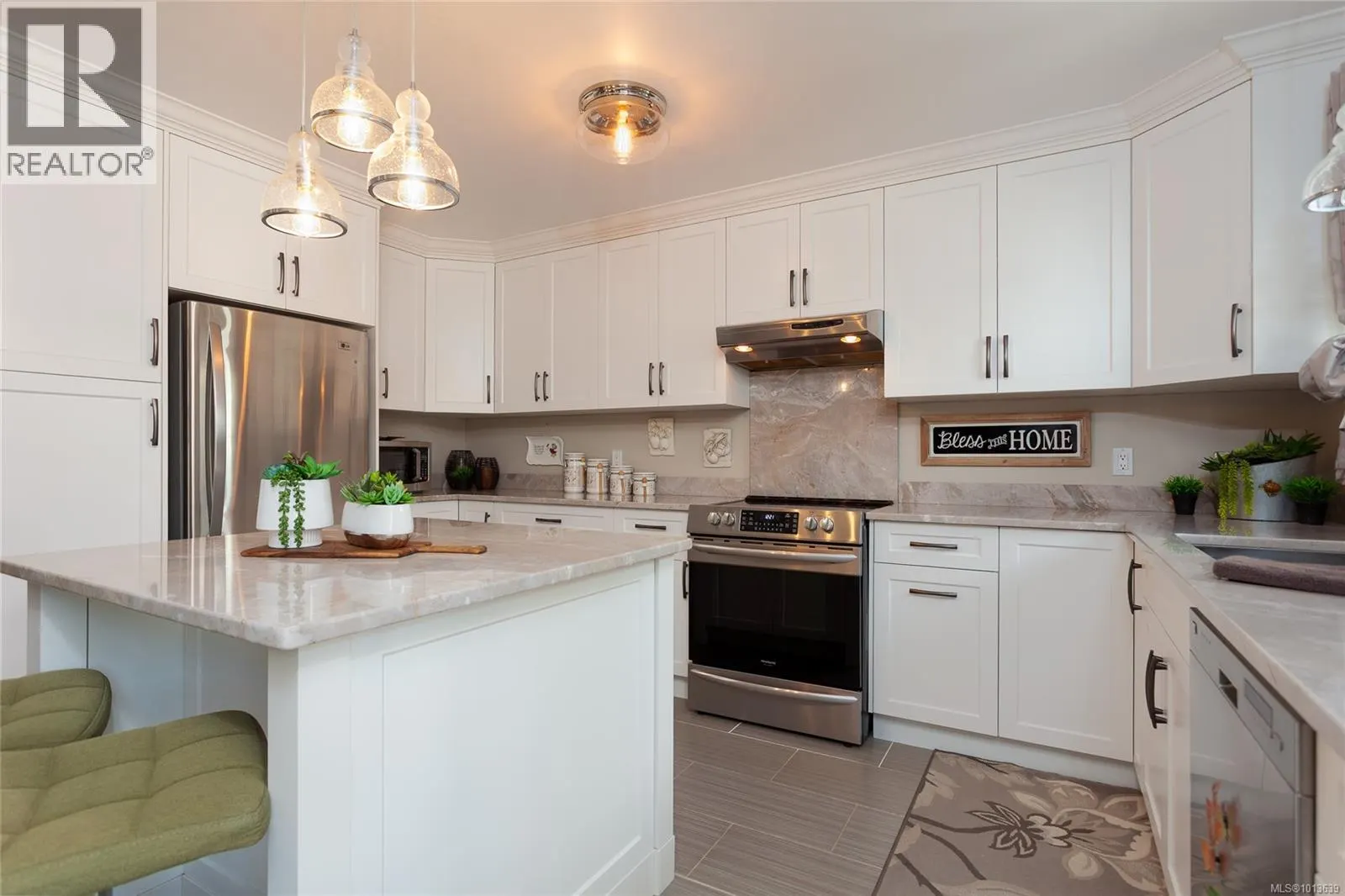 406 Scholey Cres