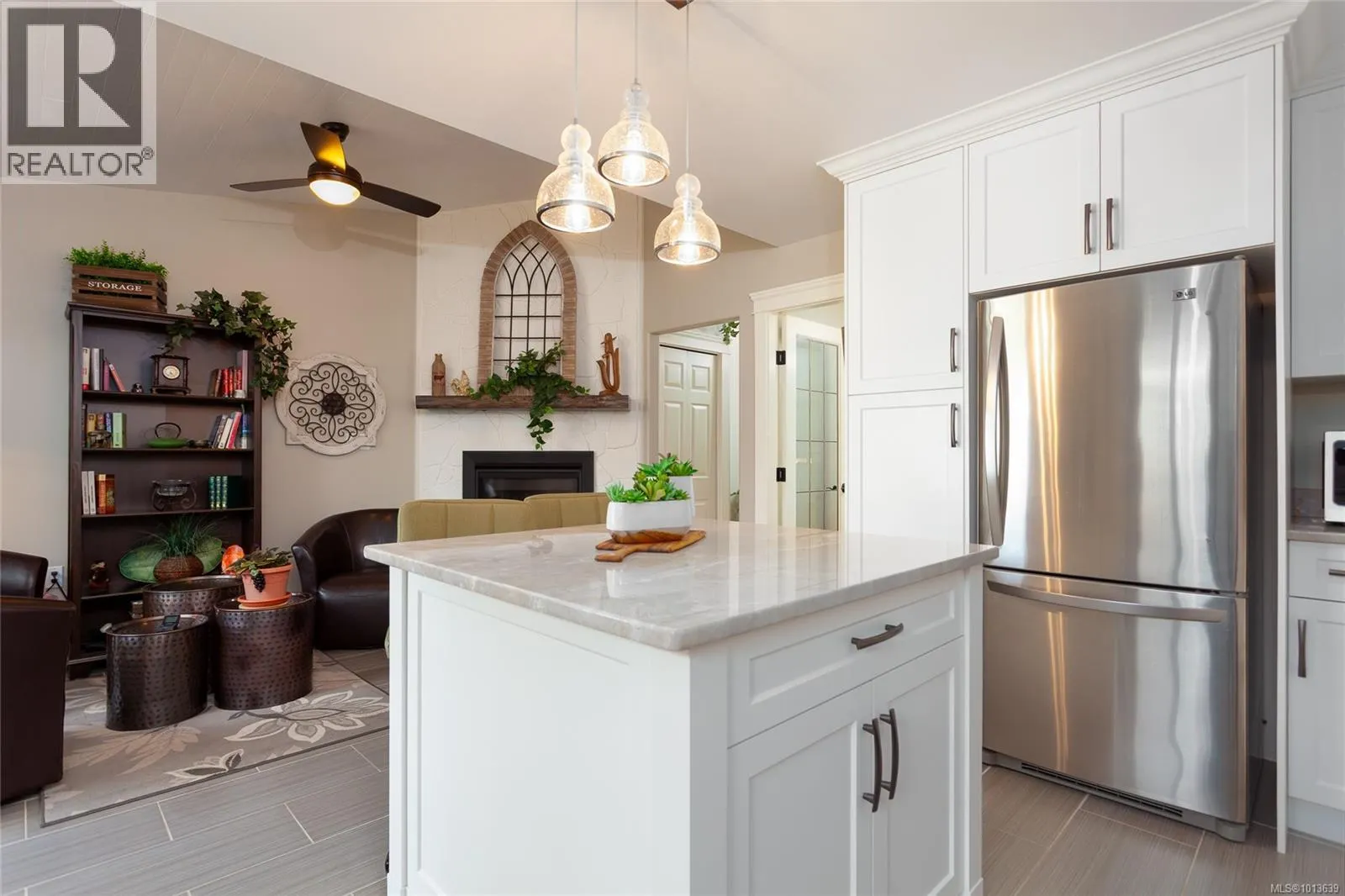 406 Scholey Cres