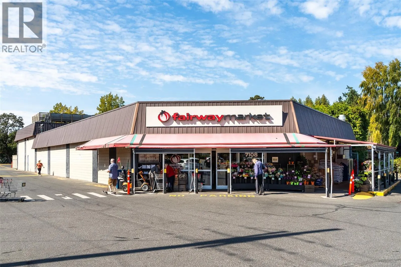 1208 Marchant Rd