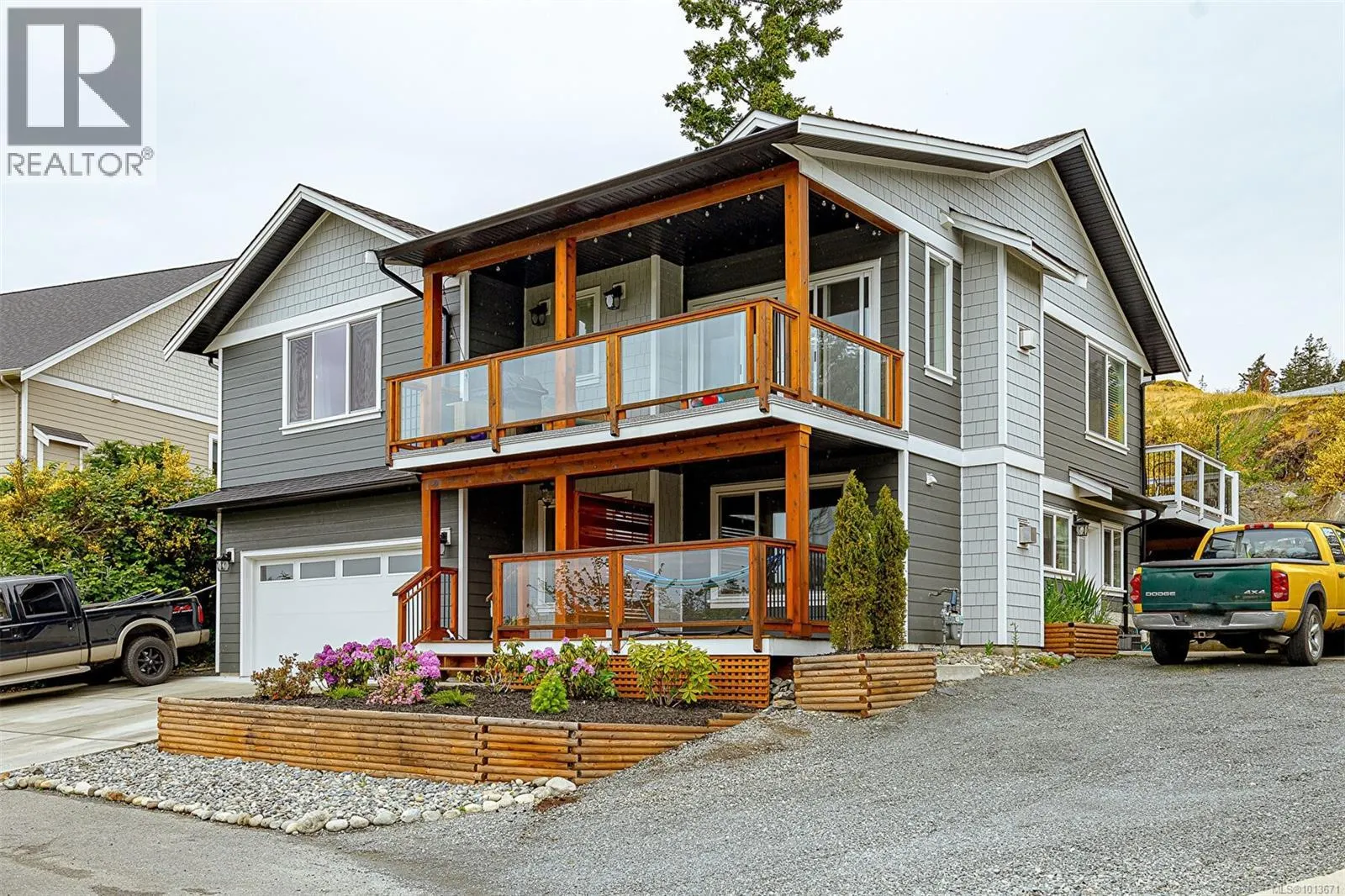 2115 Erinan Blvd