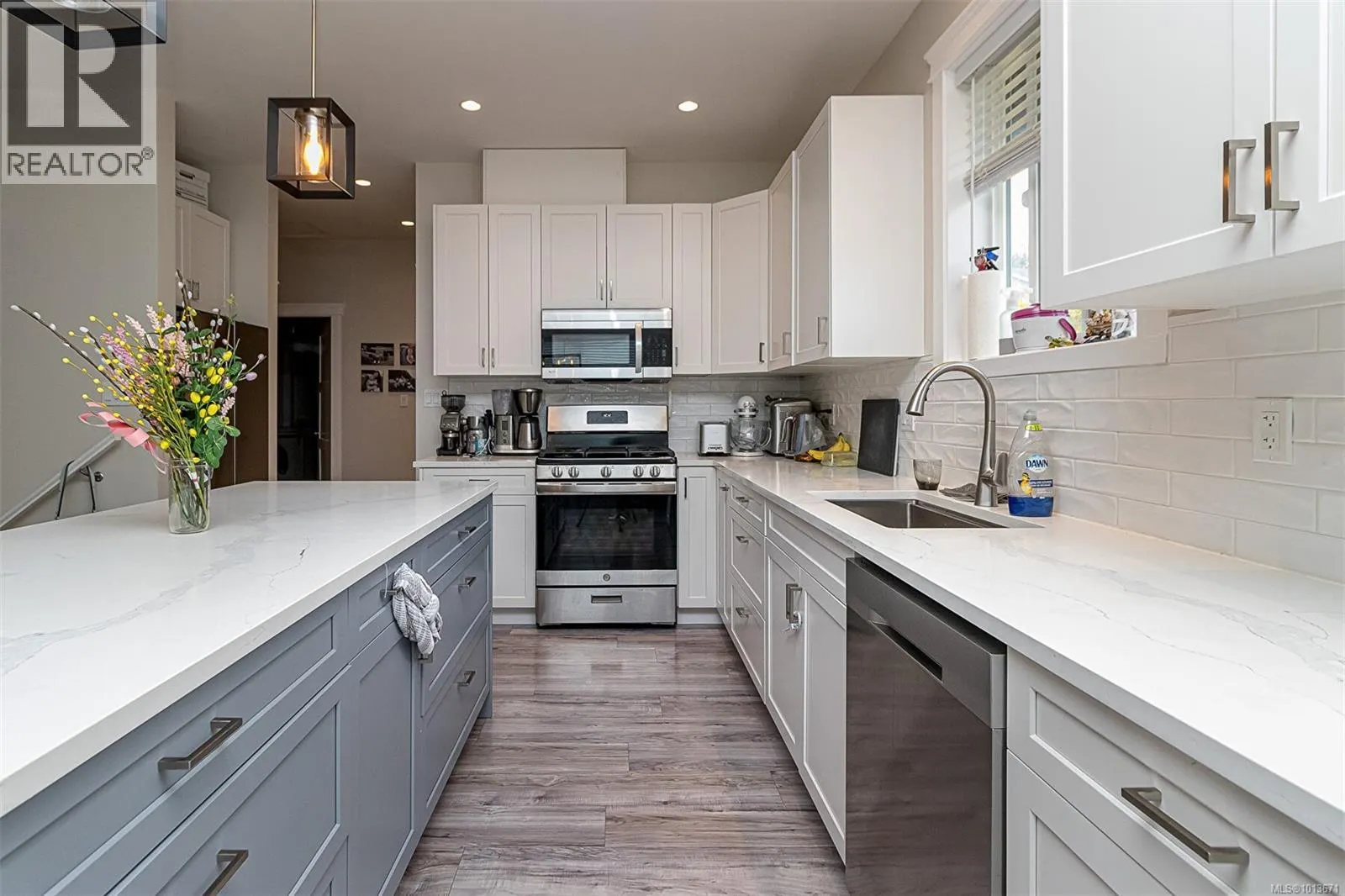 2115 Erinan Blvd