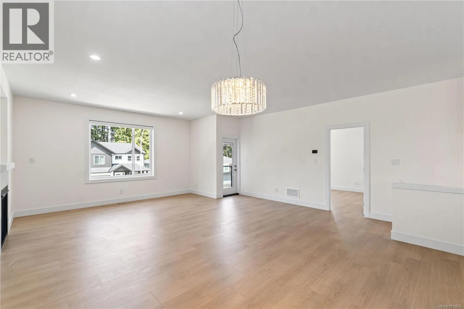 397 Avaani Way