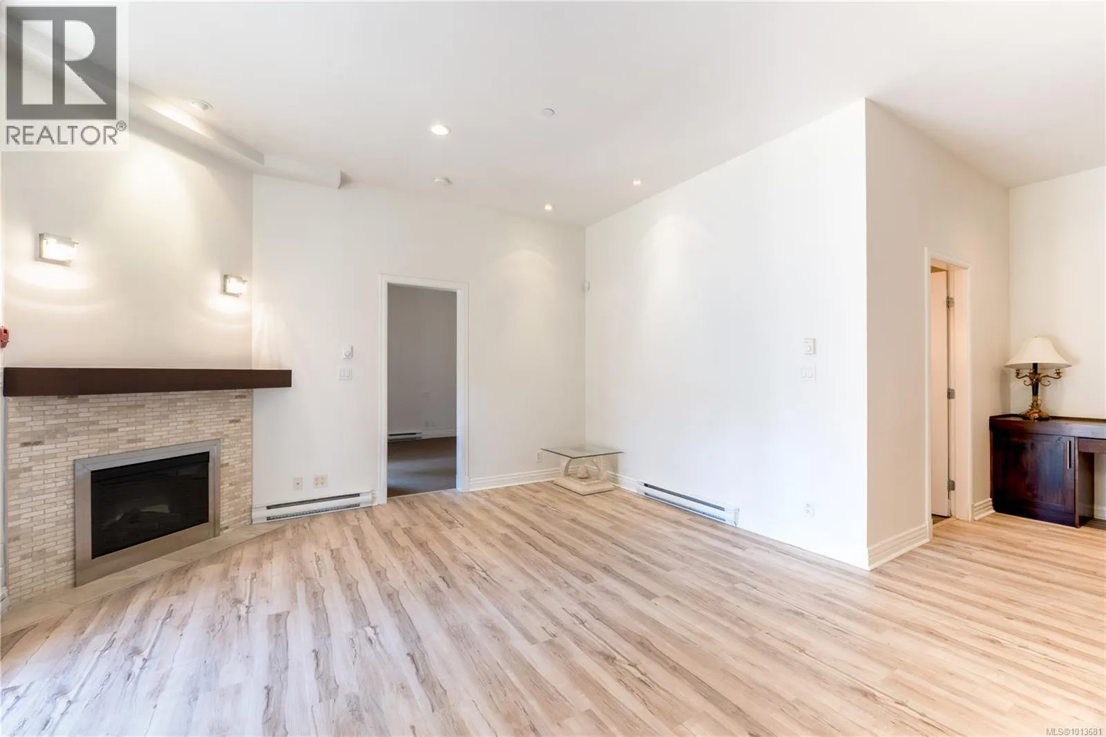 147 1335 BEAR MOUNTAIN Pkwy