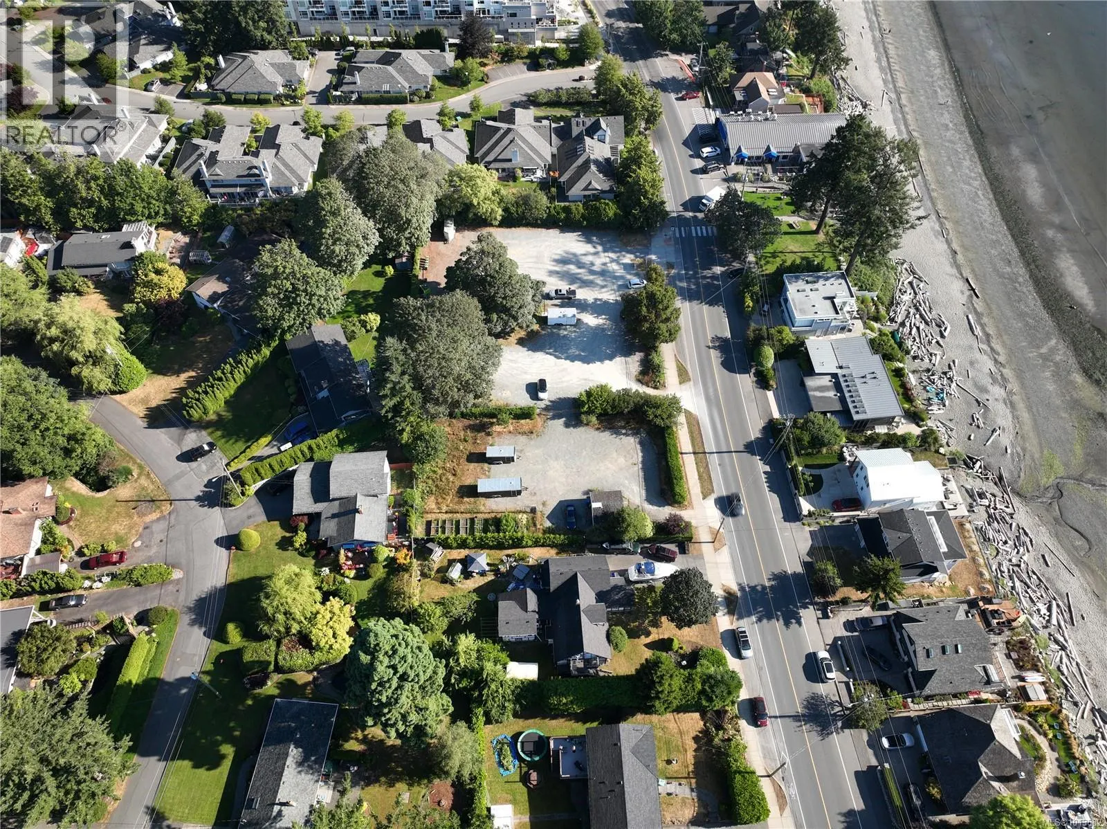 5090 Cordova Bay Rd