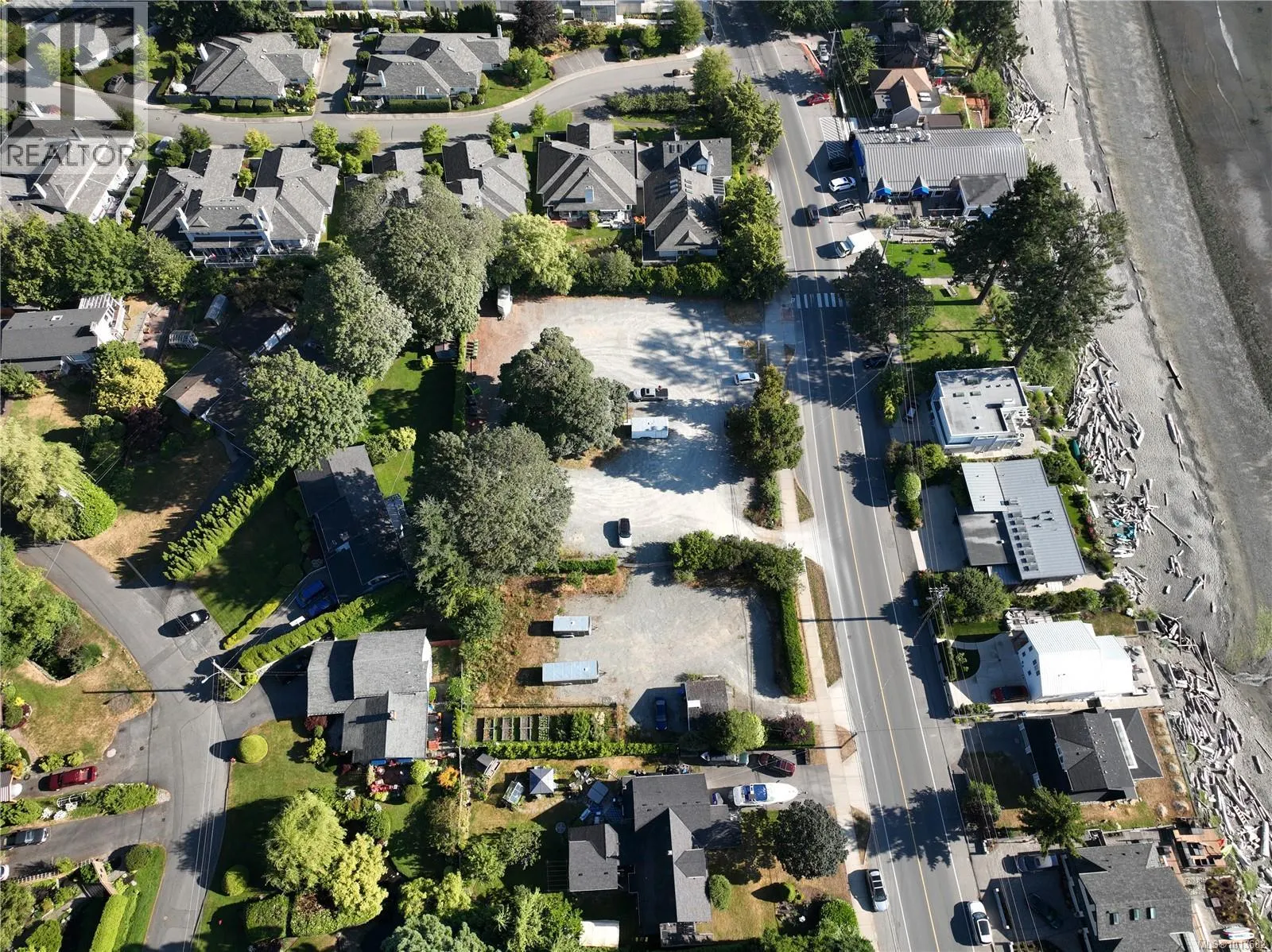 5090 Cordova Bay Rd