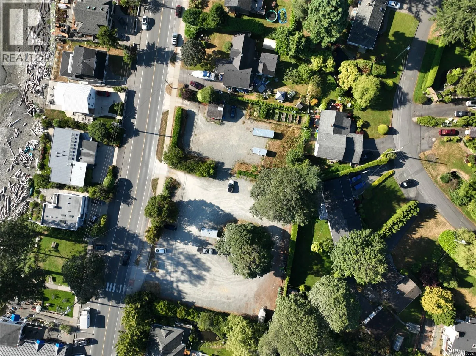 5090 Cordova Bay Rd