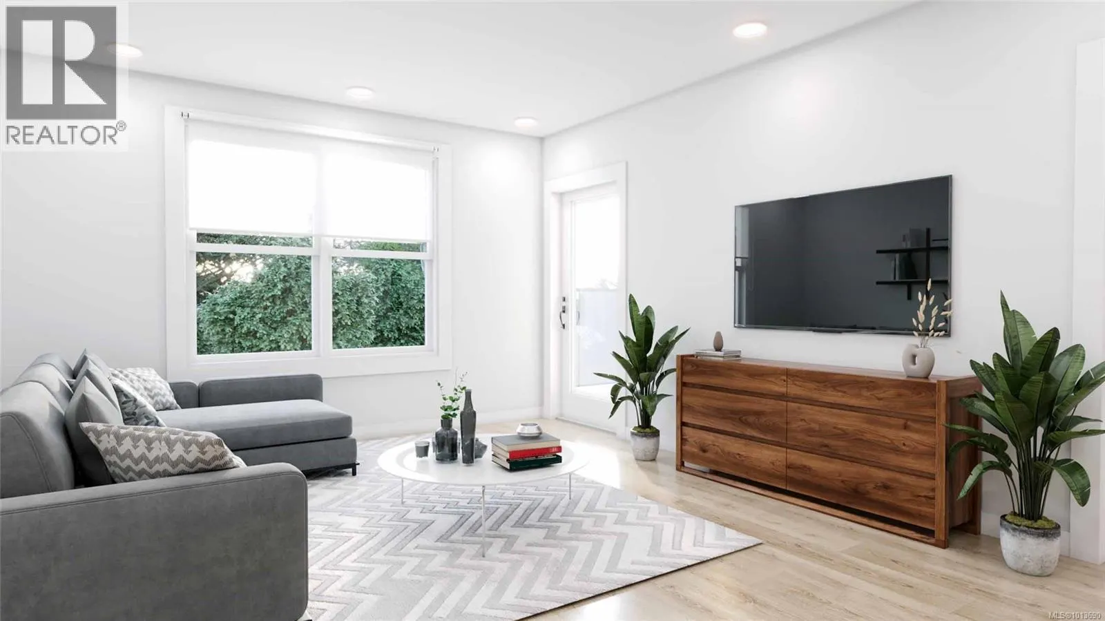 311 777 Station Ave