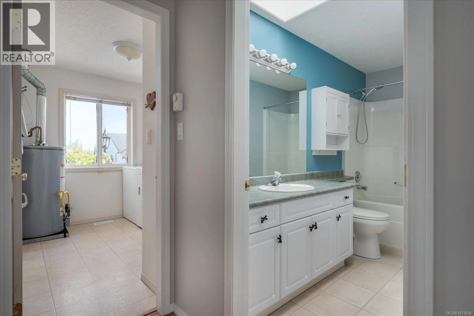 255 Strawberry Cres