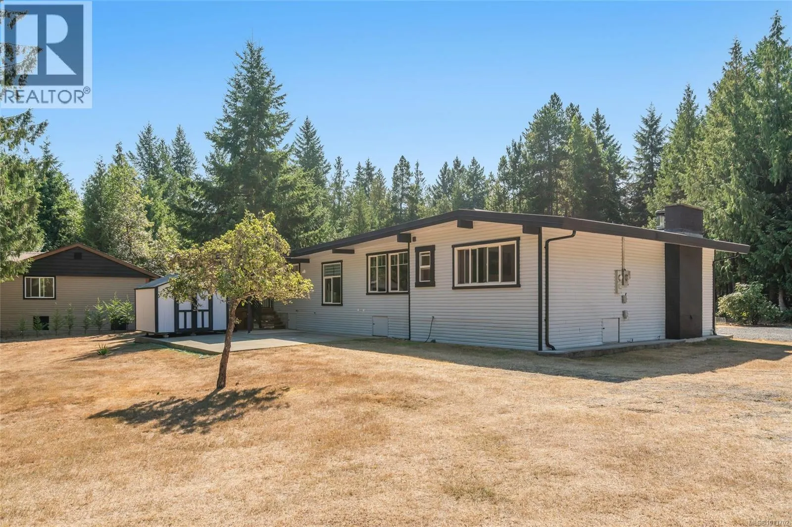 1353 Englishman River Rd