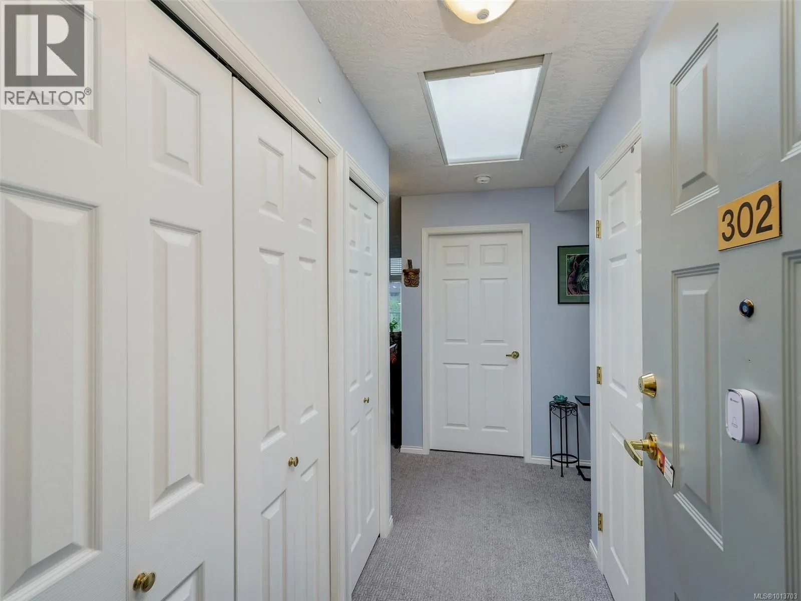 302 1485 Garnet Rd
