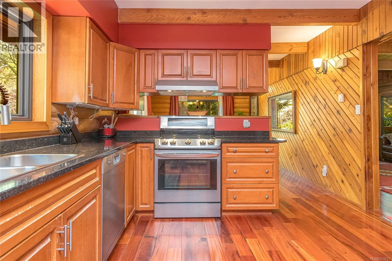 673 Western Acres Rd