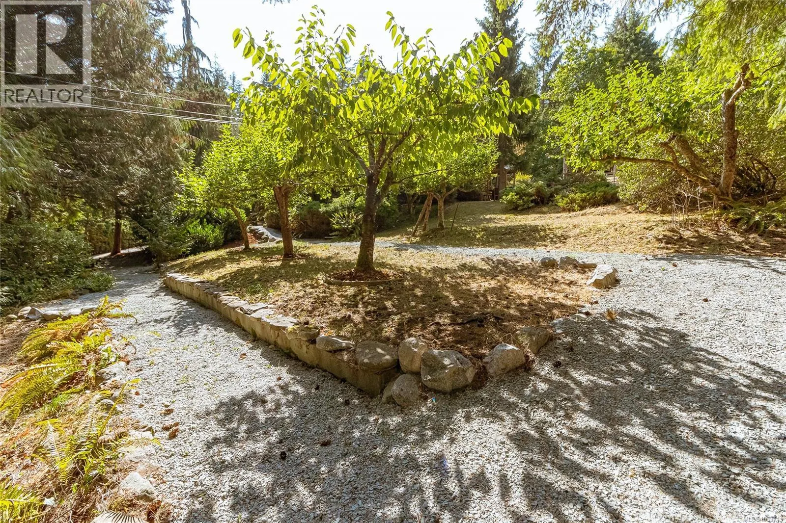 673 Western Acres Rd