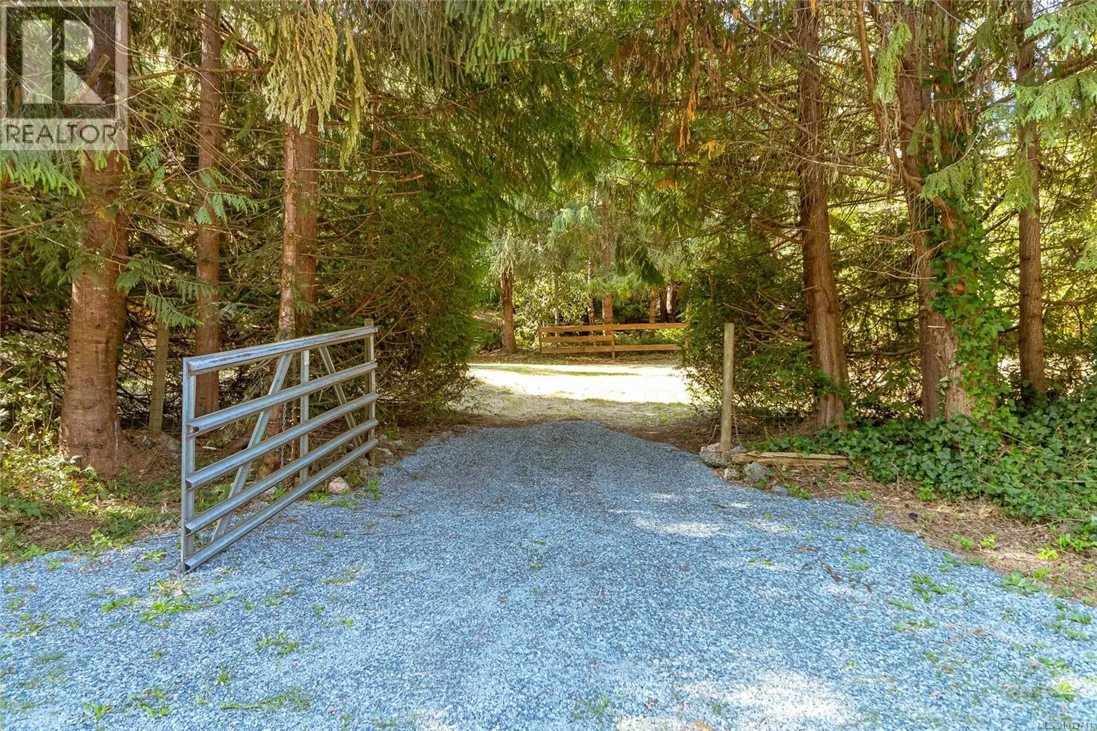 673 Western Acres Rd