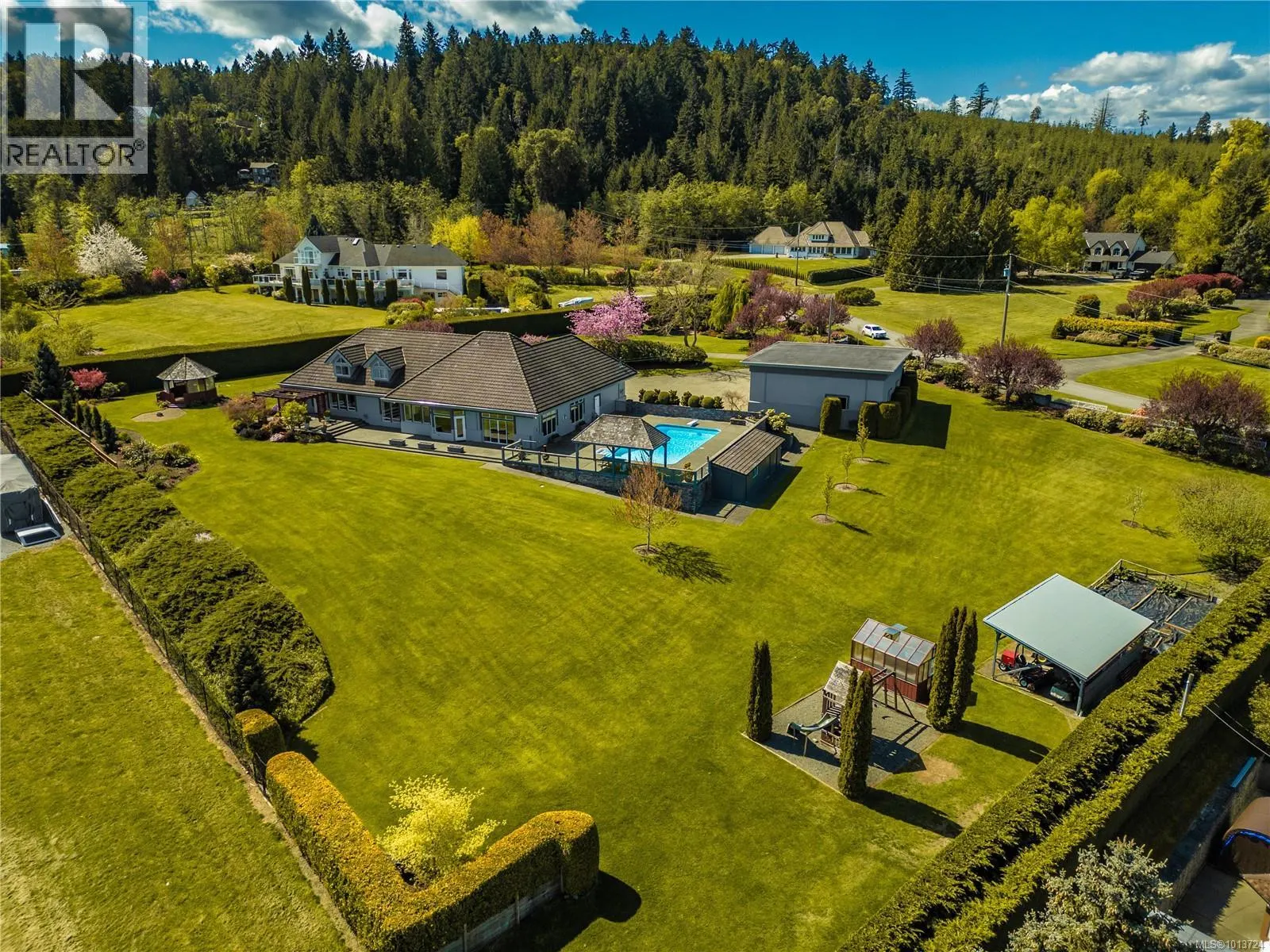 2321 Boulding Rd