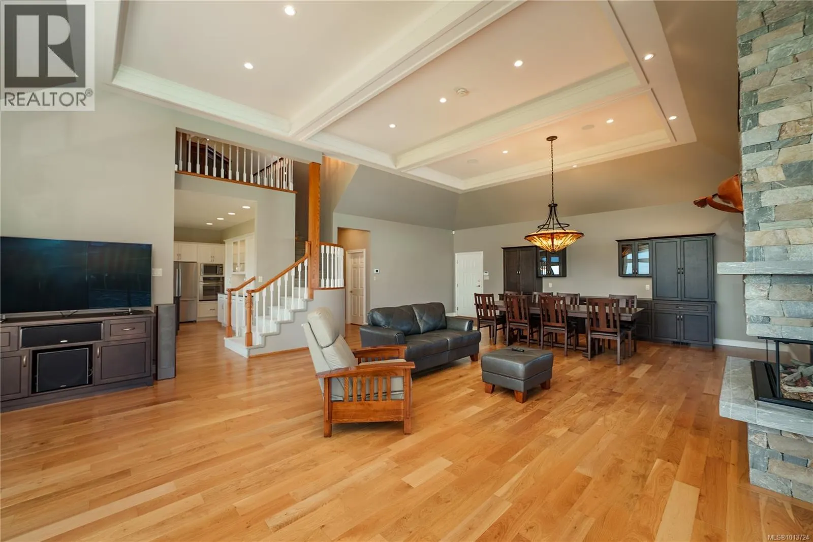2321 Boulding Rd