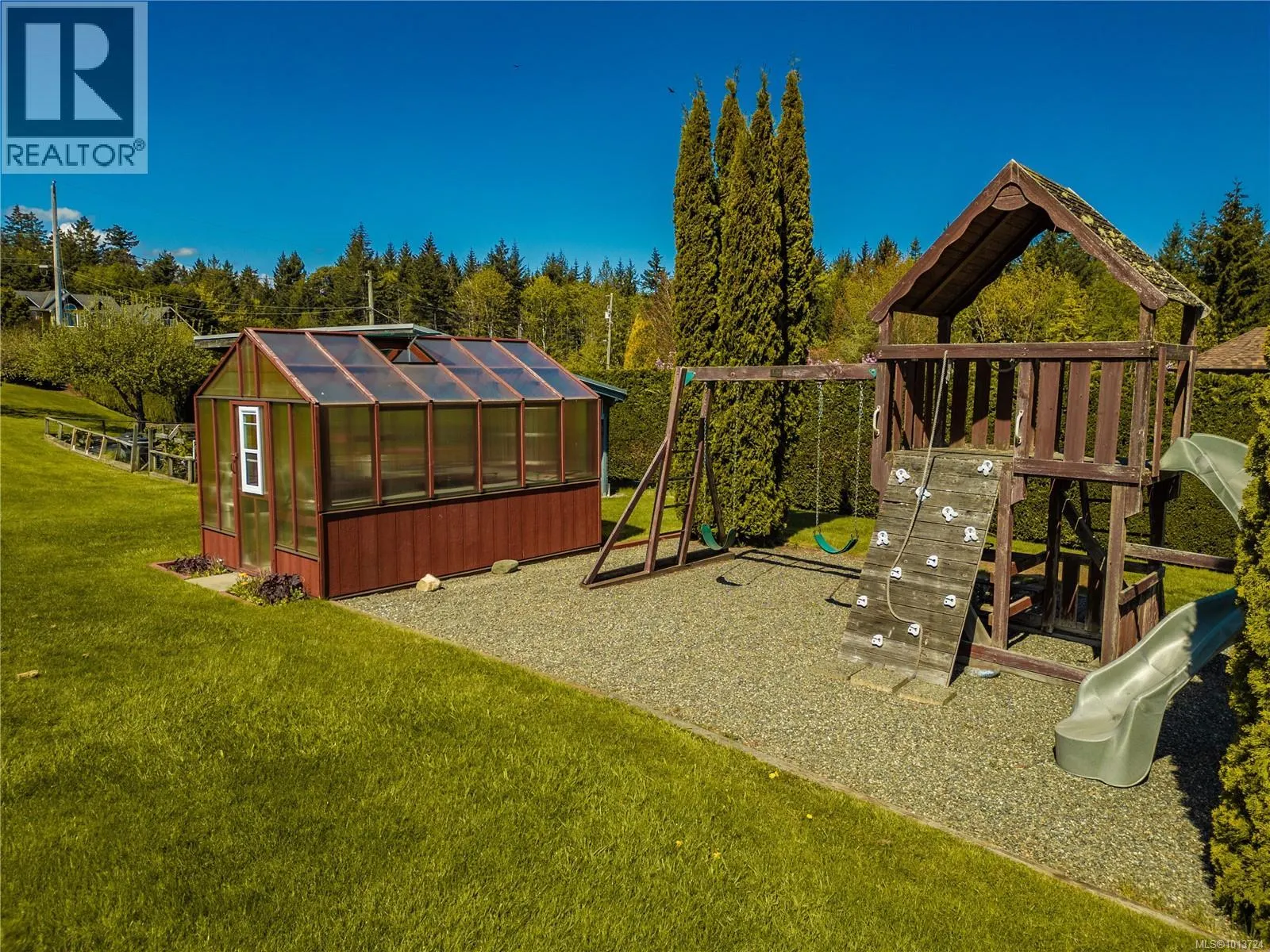 2321 Boulding Rd