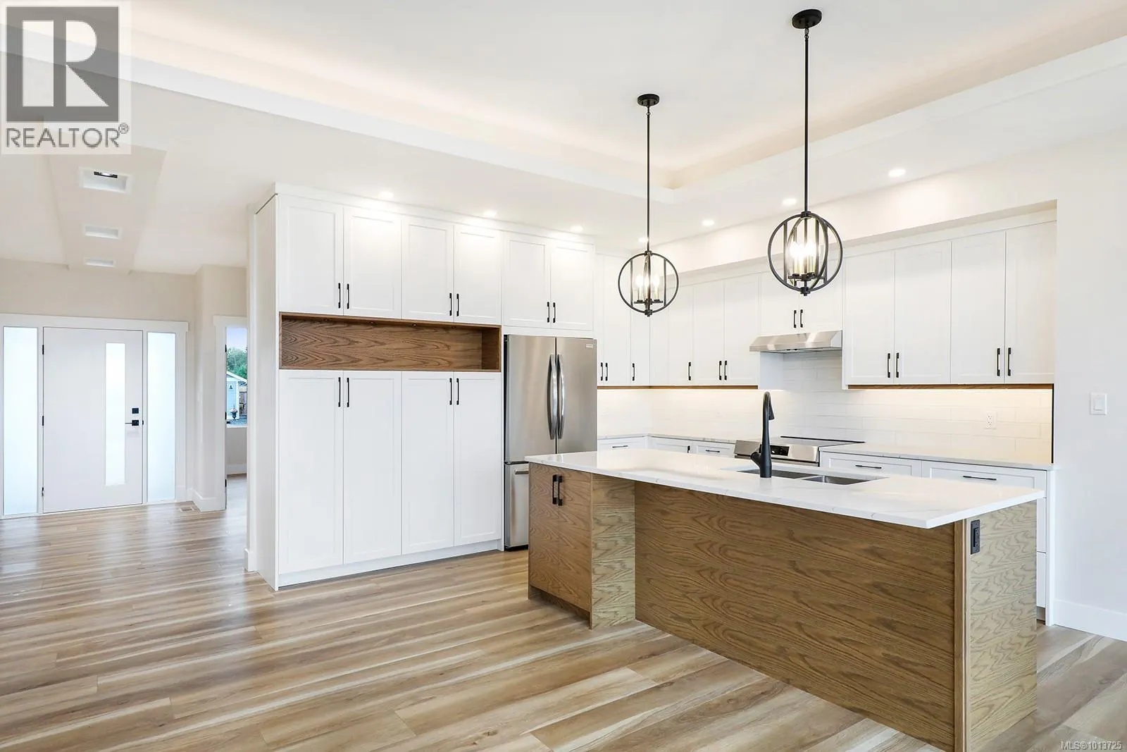 3287 Eagleview Cres