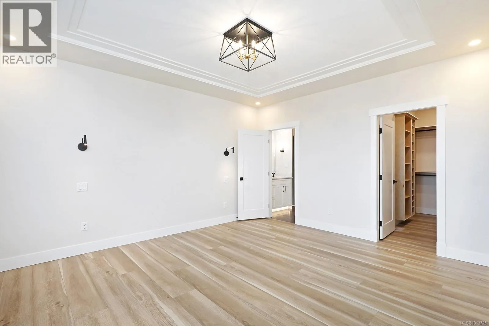 3287 Eagleview Cres