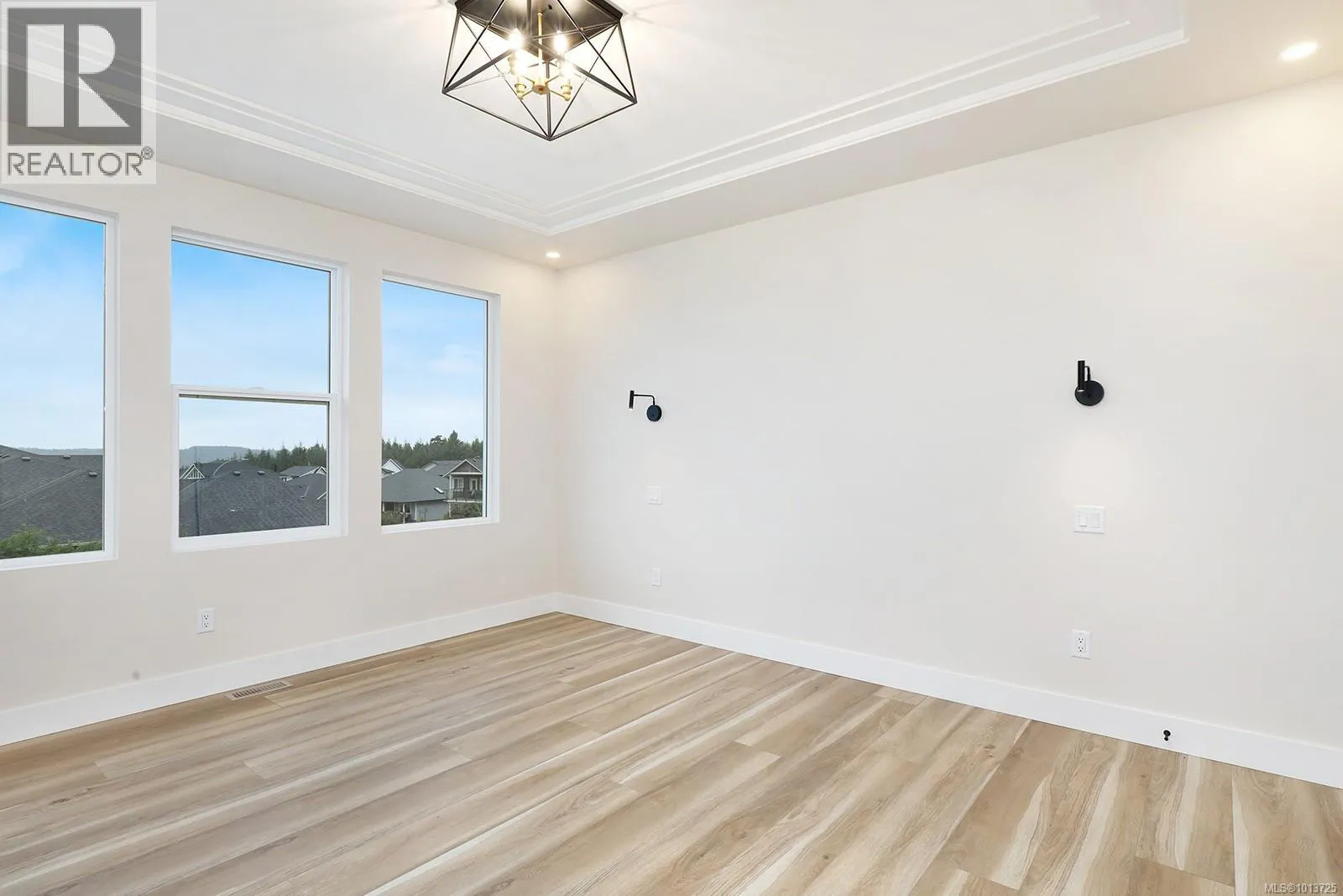 3287 Eagleview Cres