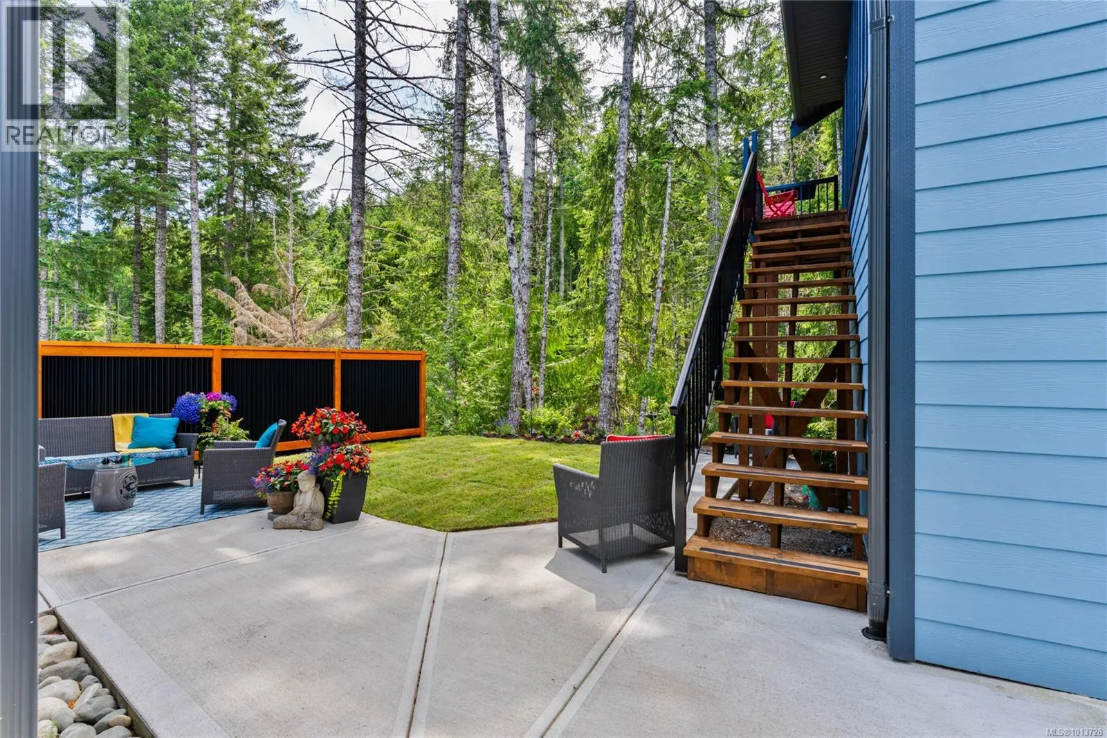 108 Trailhead Cir