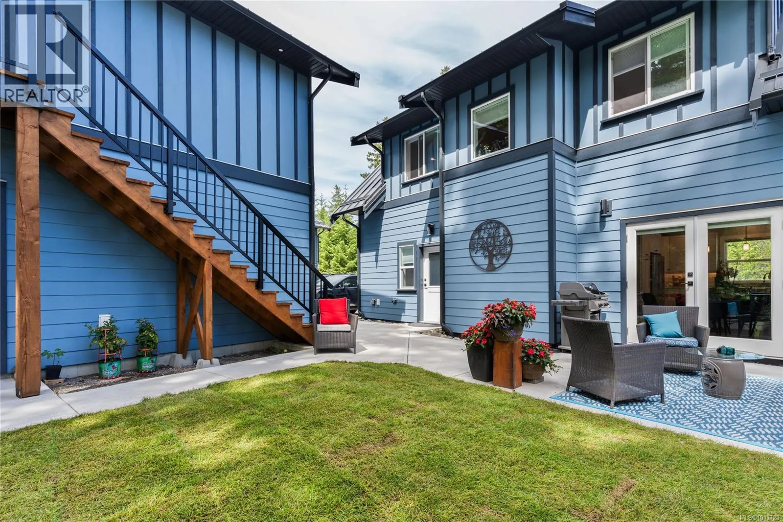 108 Trailhead Cir