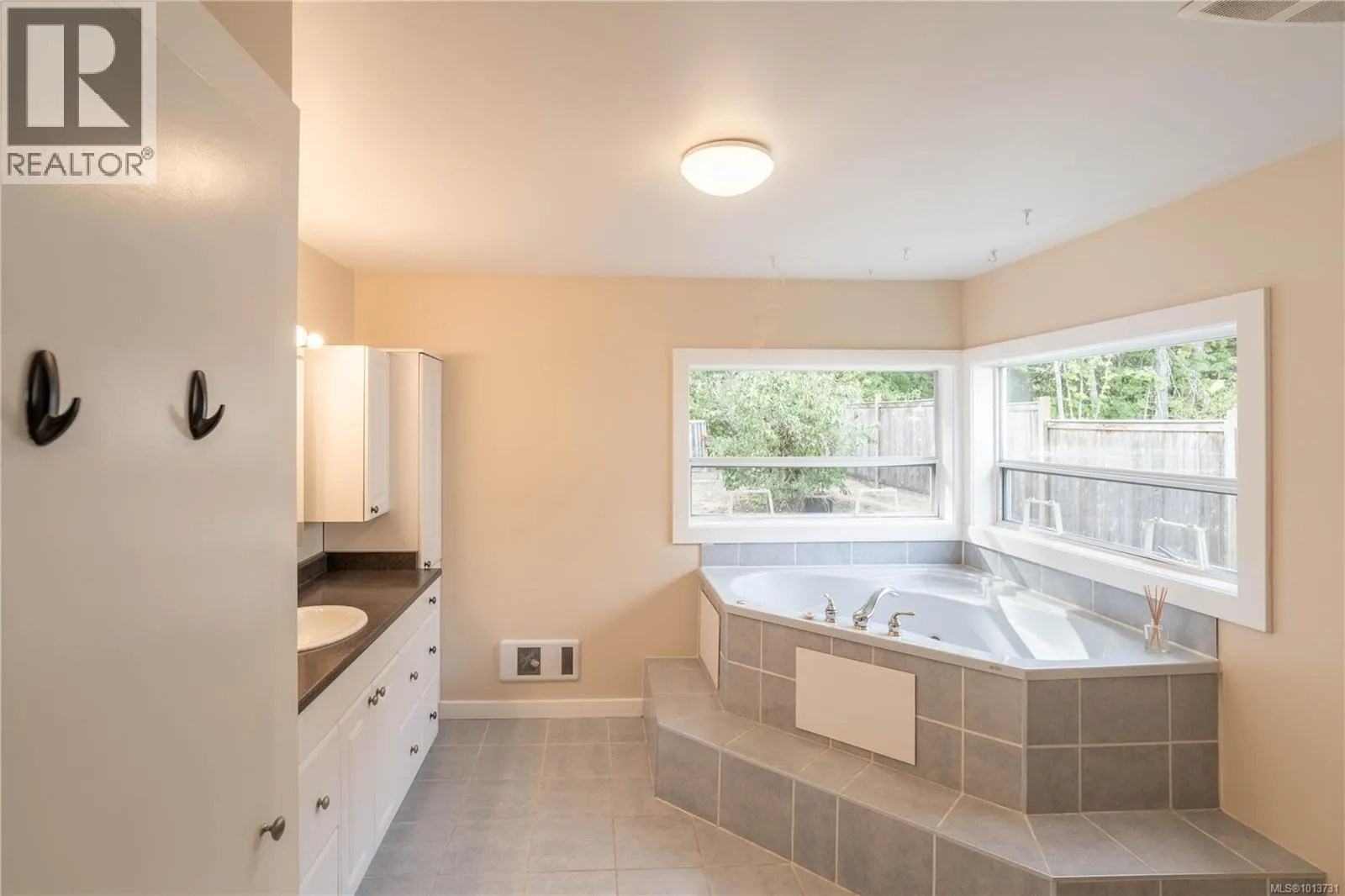 8996 Chemainus Rd