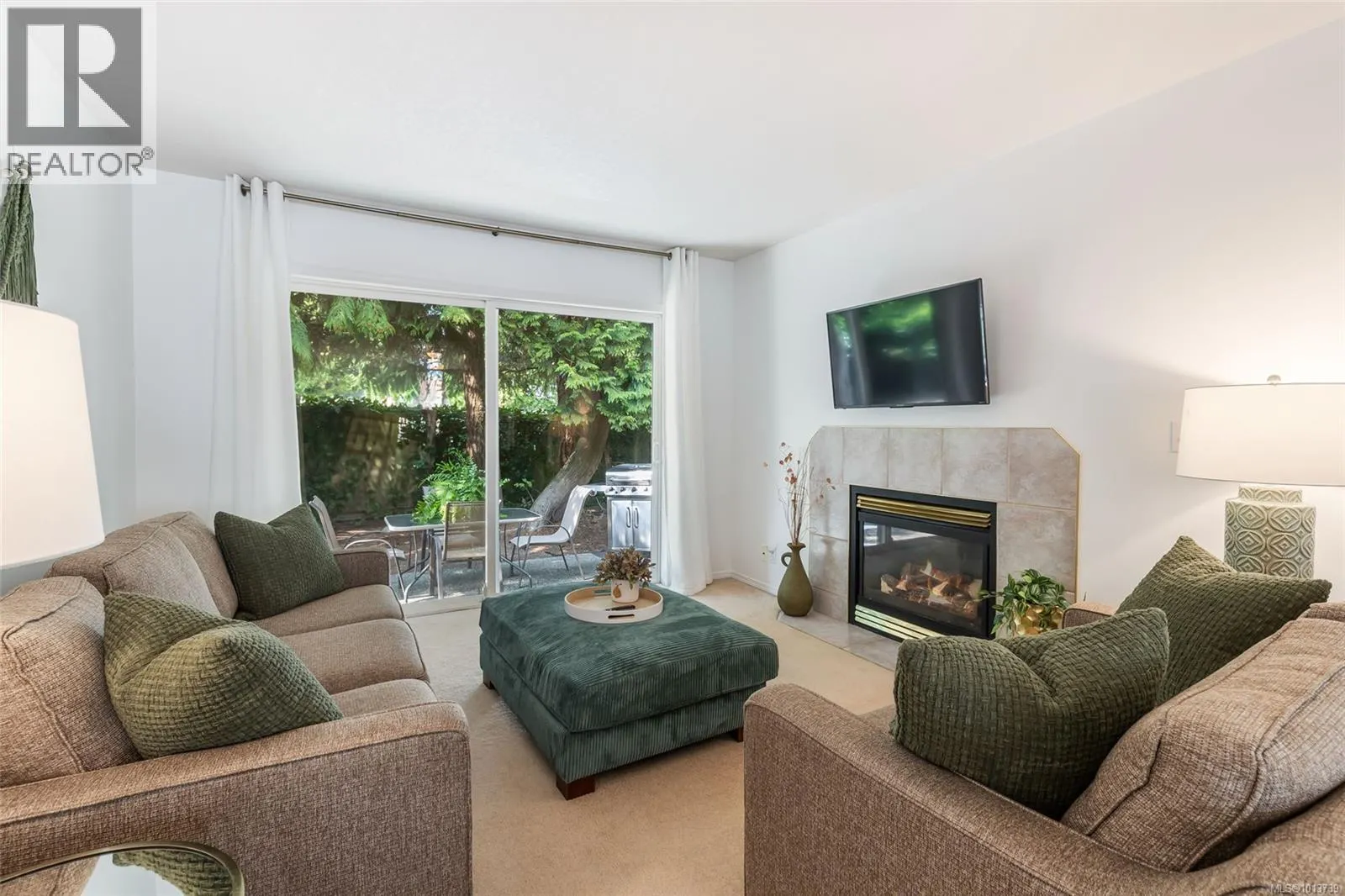 4325 Ashbury Pl