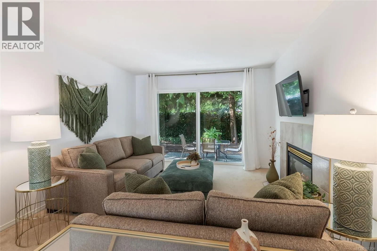 4325 Ashbury Pl