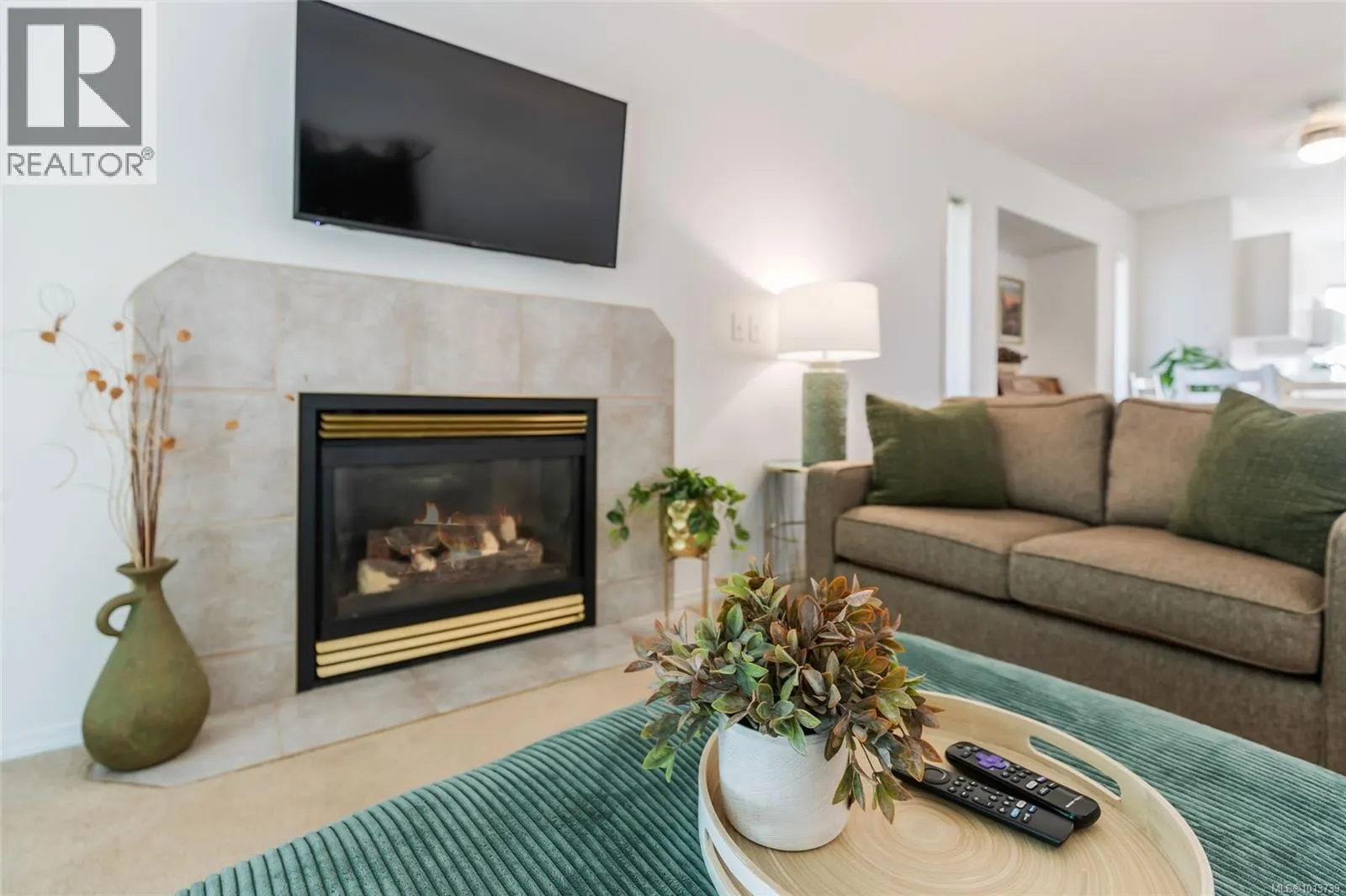 4325 Ashbury Pl