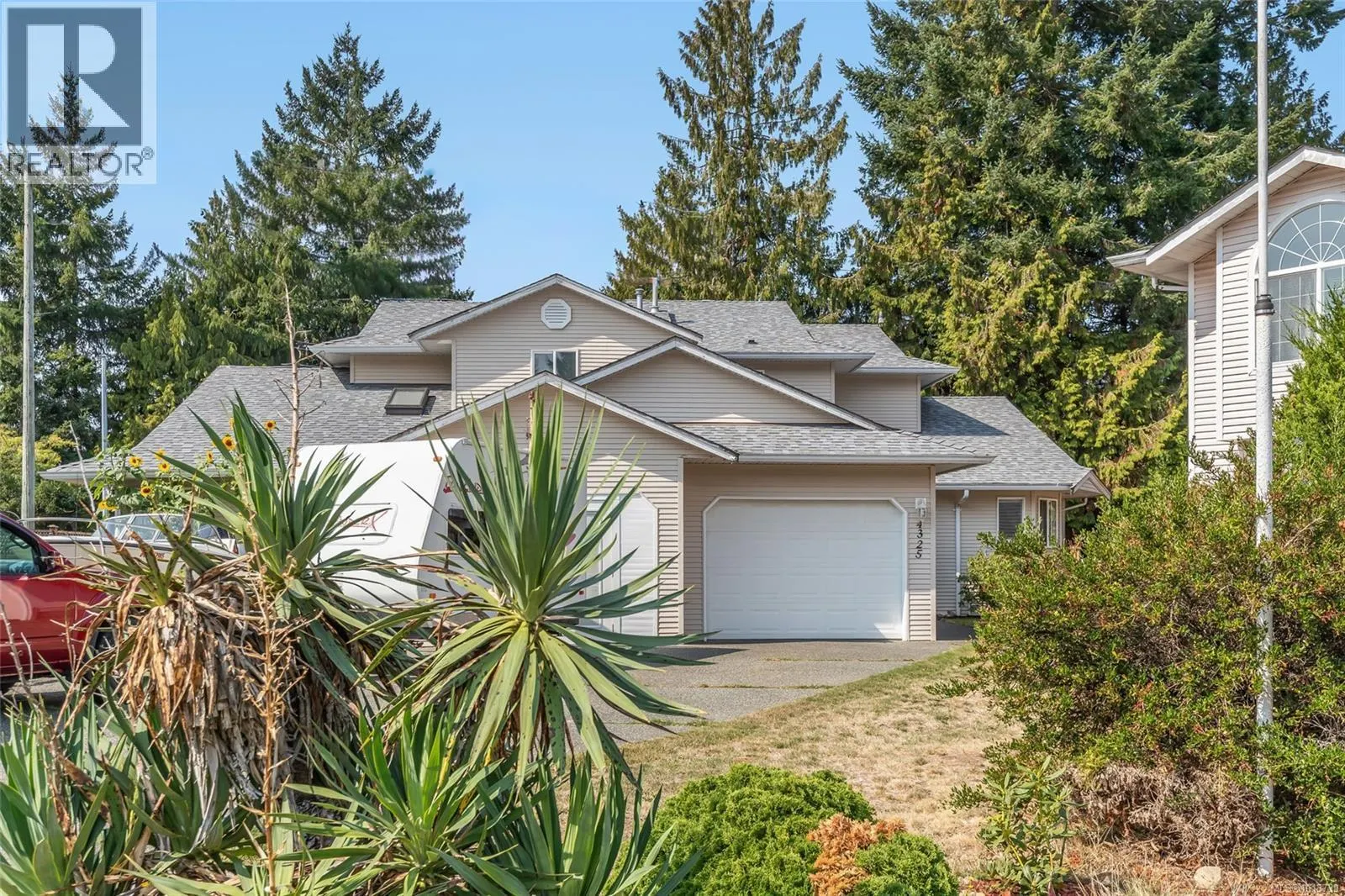 4325 Ashbury Pl