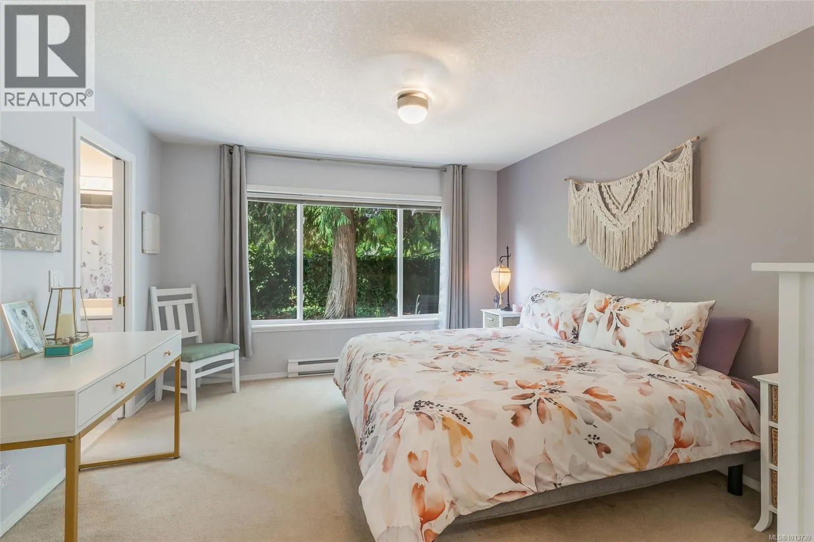 4325 Ashbury Pl