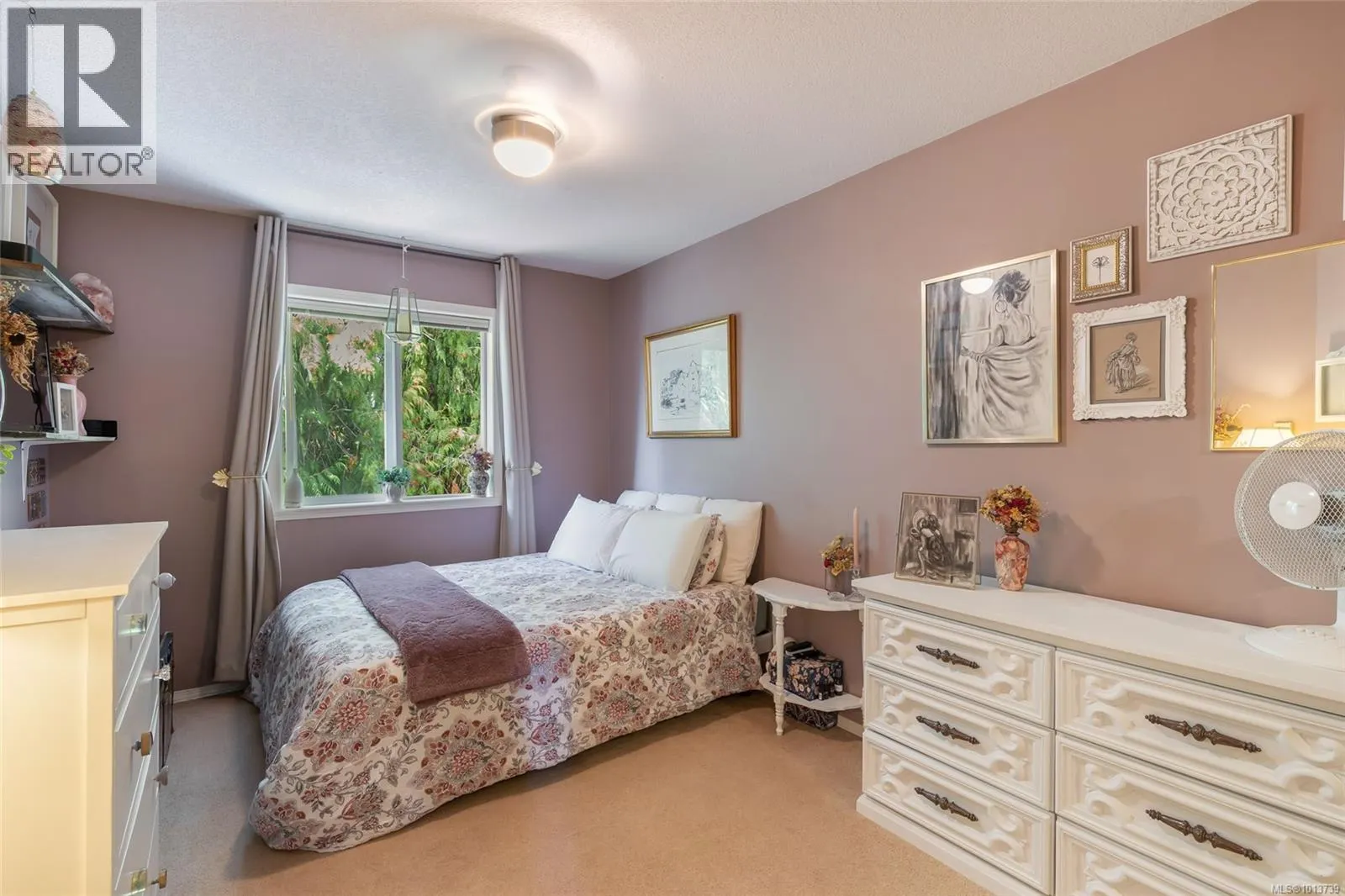 4325 Ashbury Pl