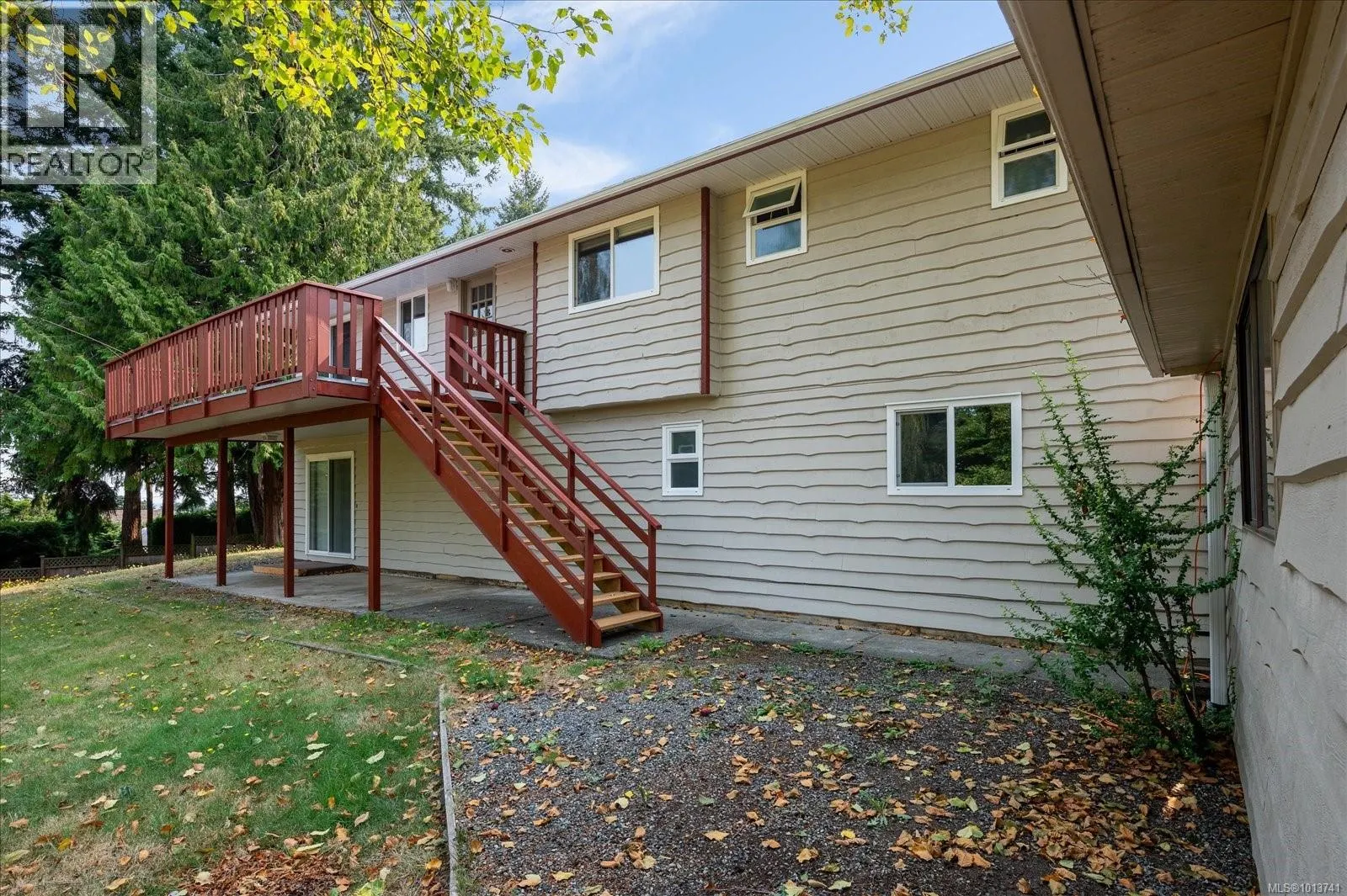 5450 Oceanview Terr