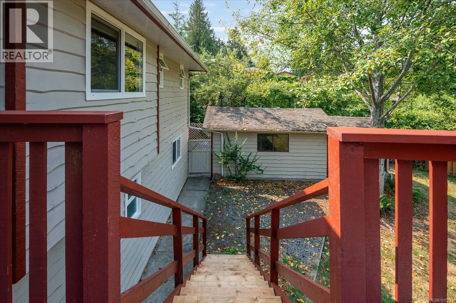 5450 Oceanview Terr