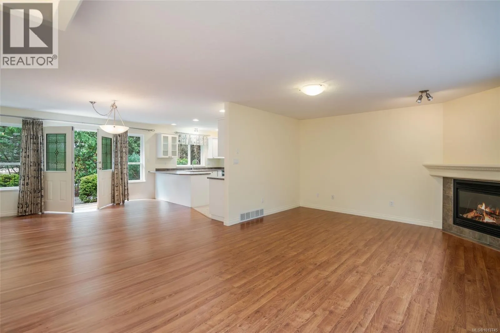 701 Humphrey Rd