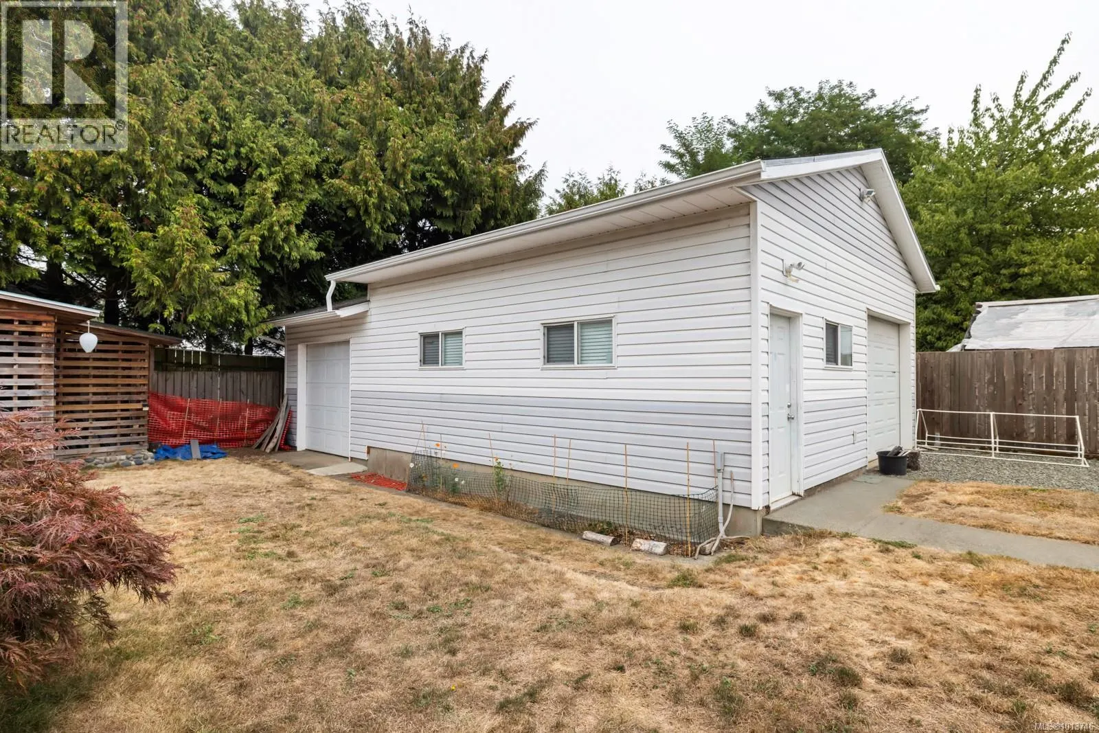 3131 Maxwell St