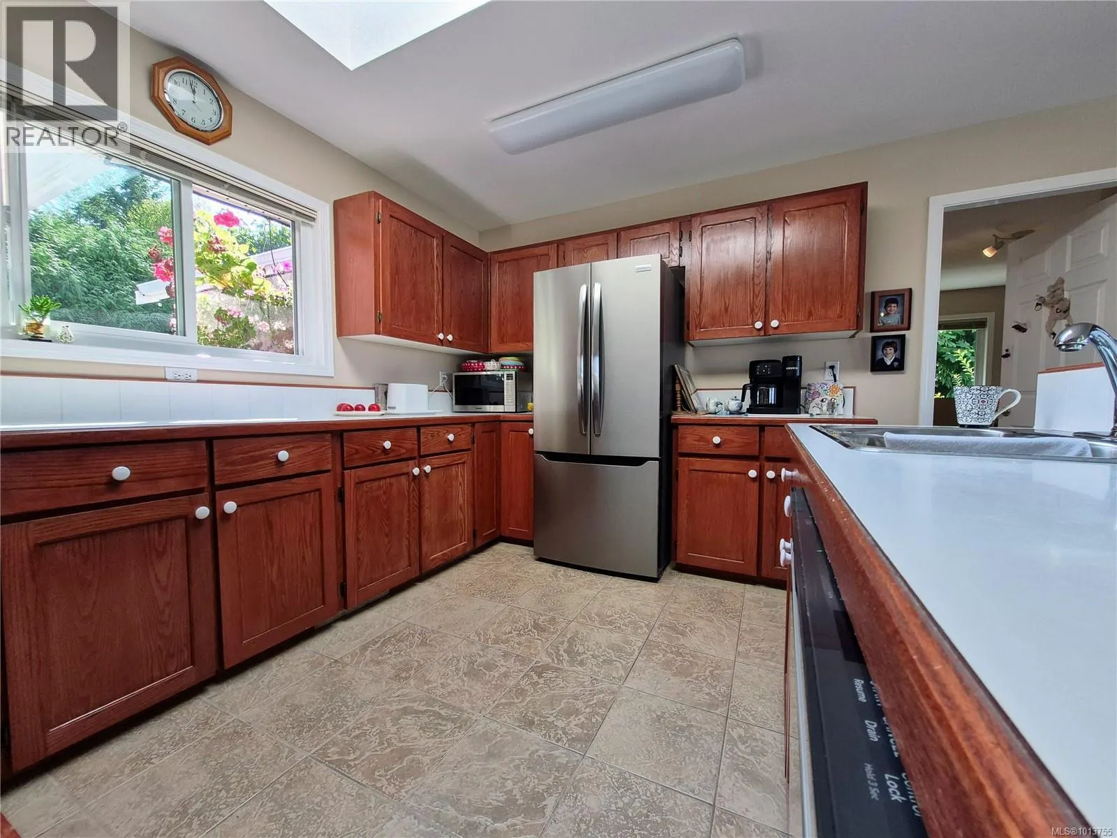 200 Crome Point Rd