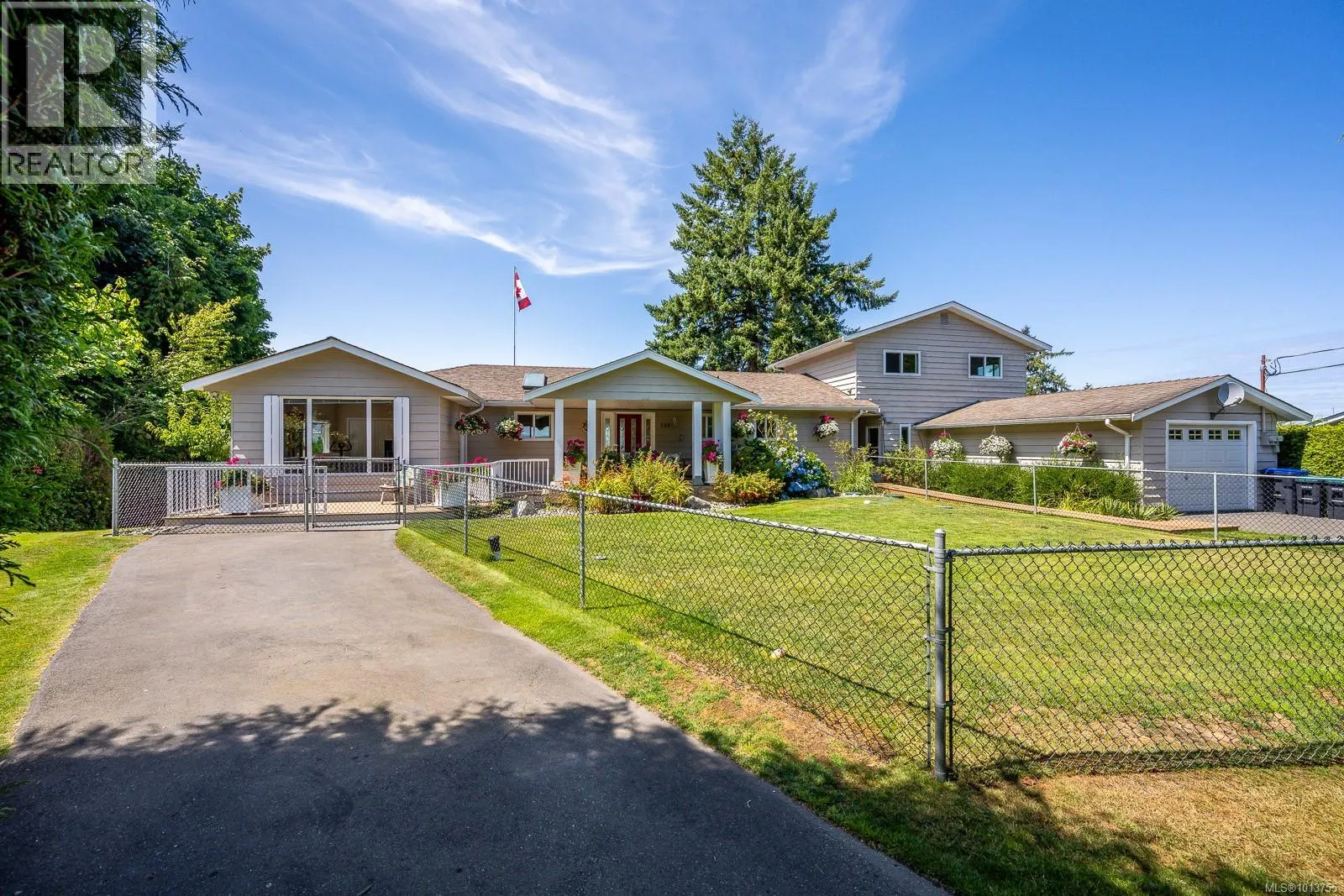 200 Crome Point Rd