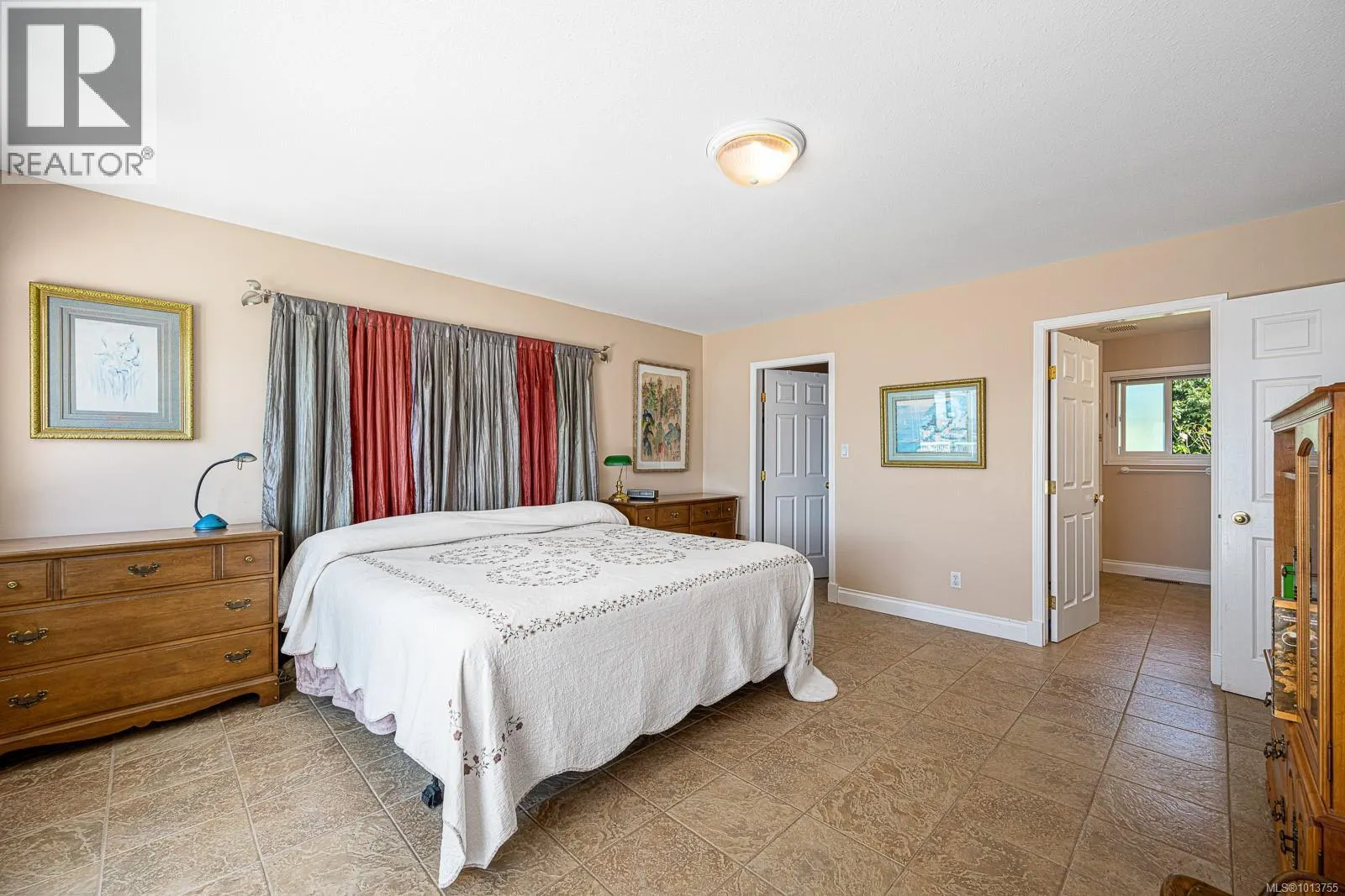 200 Crome Point Rd