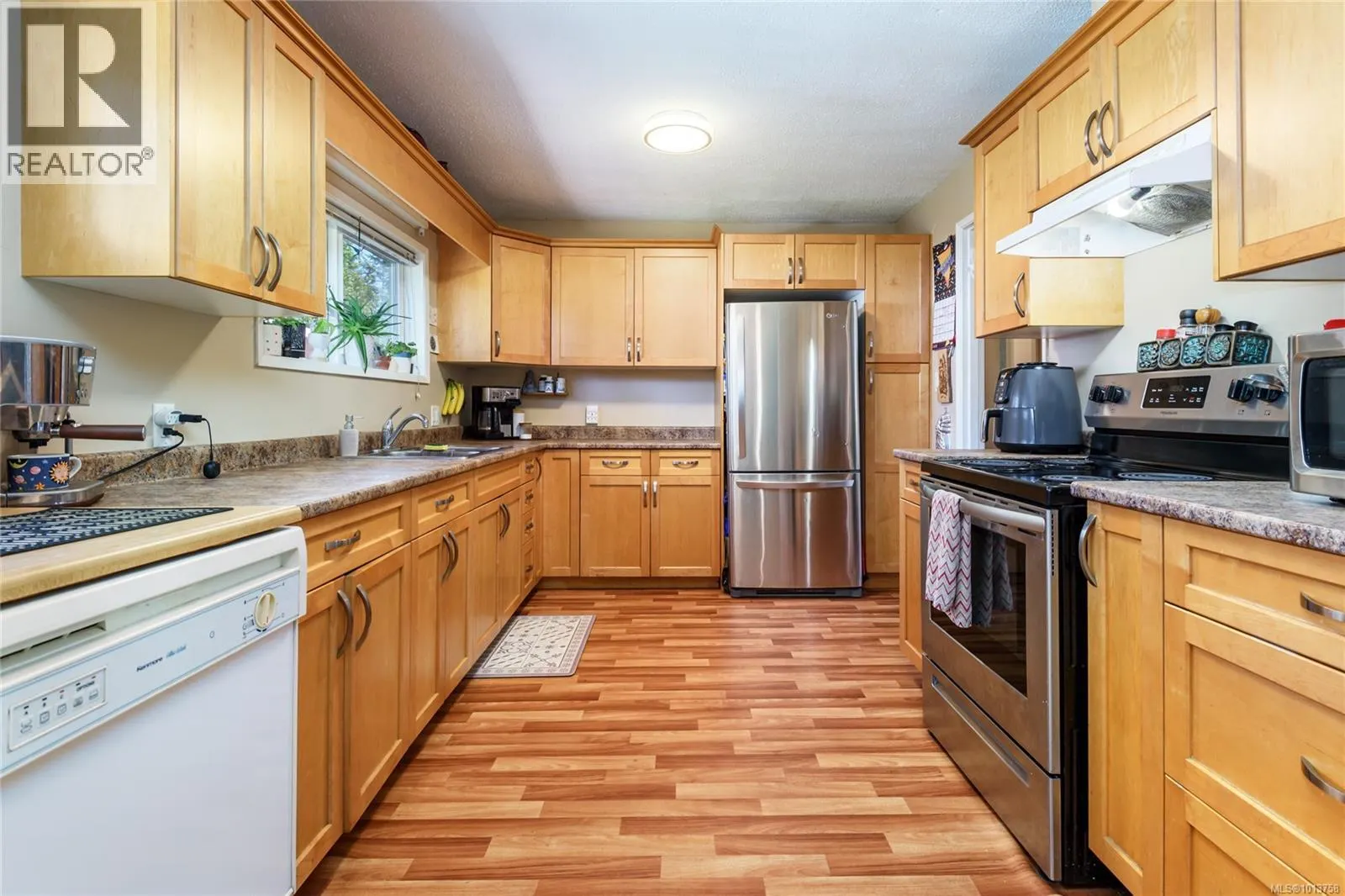 2030 Black Creek Rd