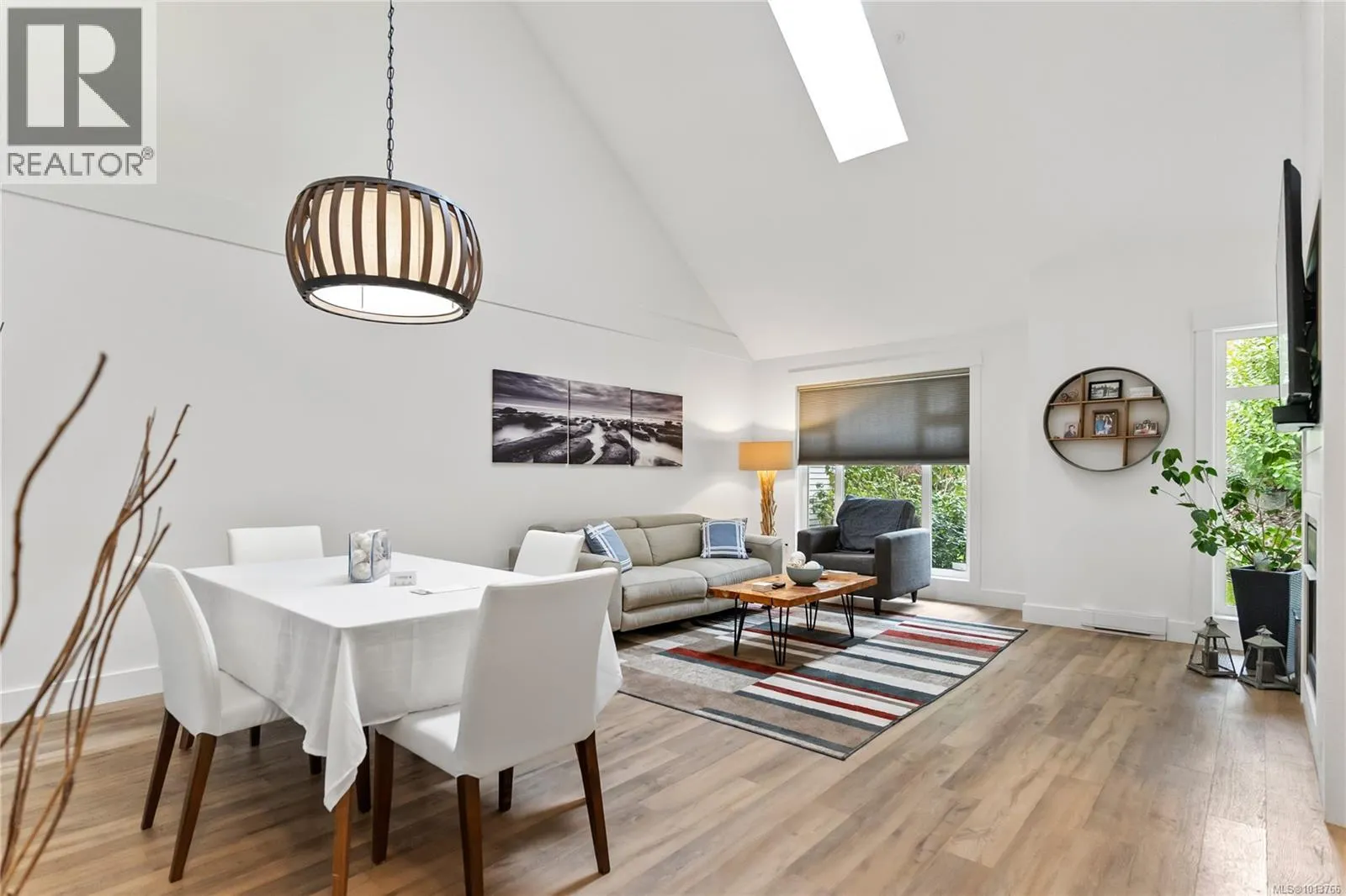 5274 Arbour Cres