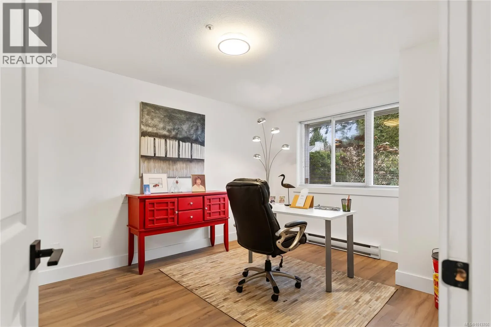 5274 Arbour Cres