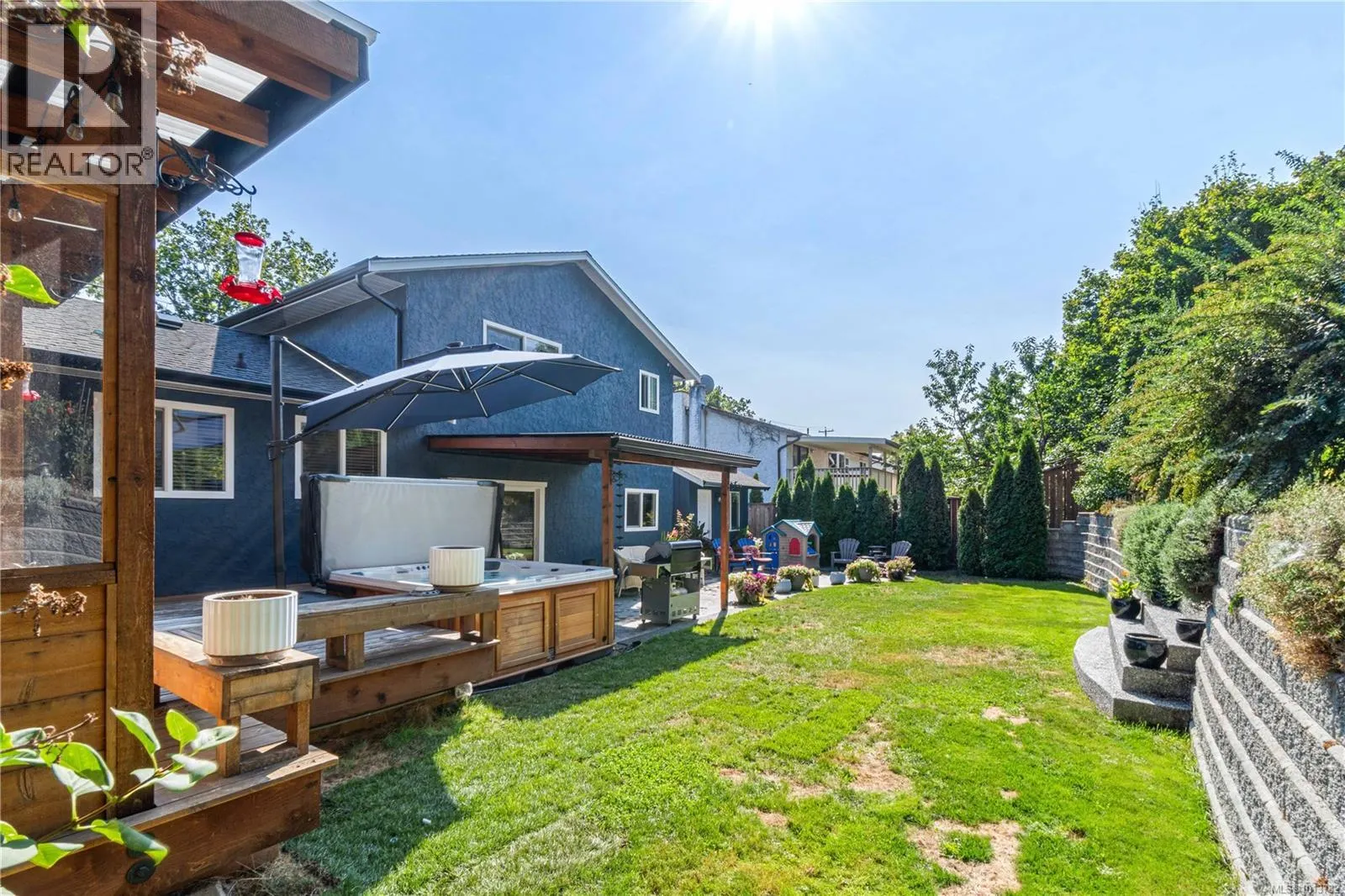 789 Howard Ave